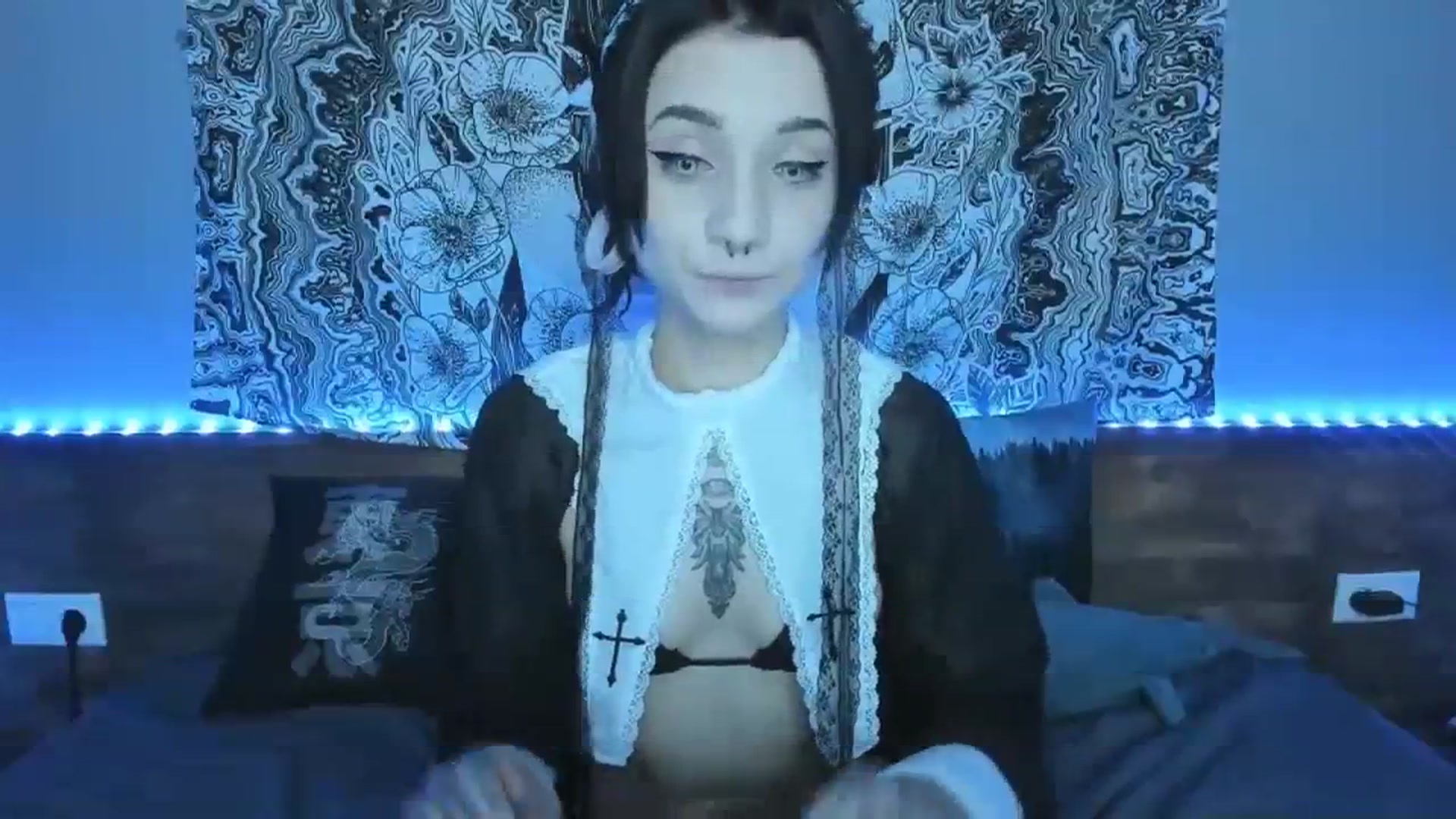 Gallery image thumbnail from Nikki_Carter's myfreecams stream on, 08/18/2023, 07:11 image 20 of 20