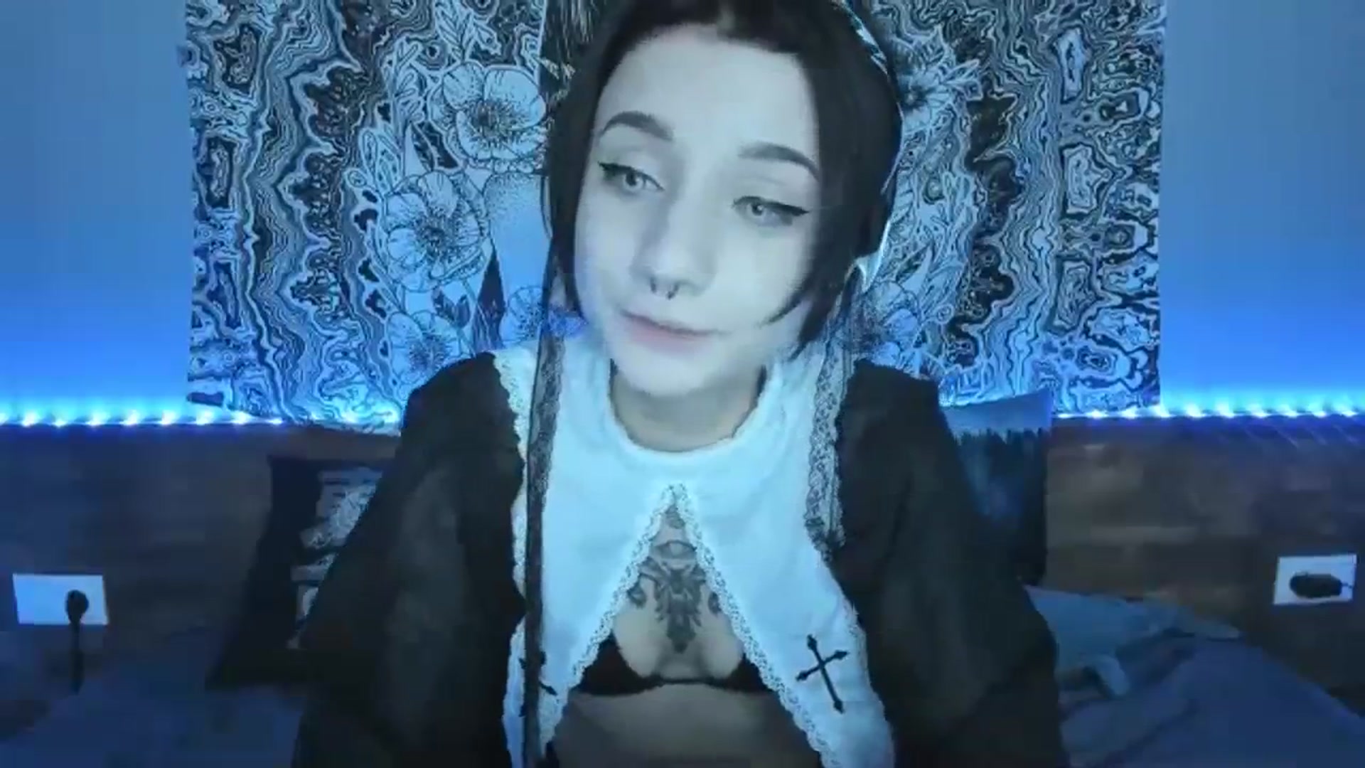Gallery image thumbnail from Nikki_Carter's myfreecams stream on, 08/18/2023, 07:11 image 12 of 20