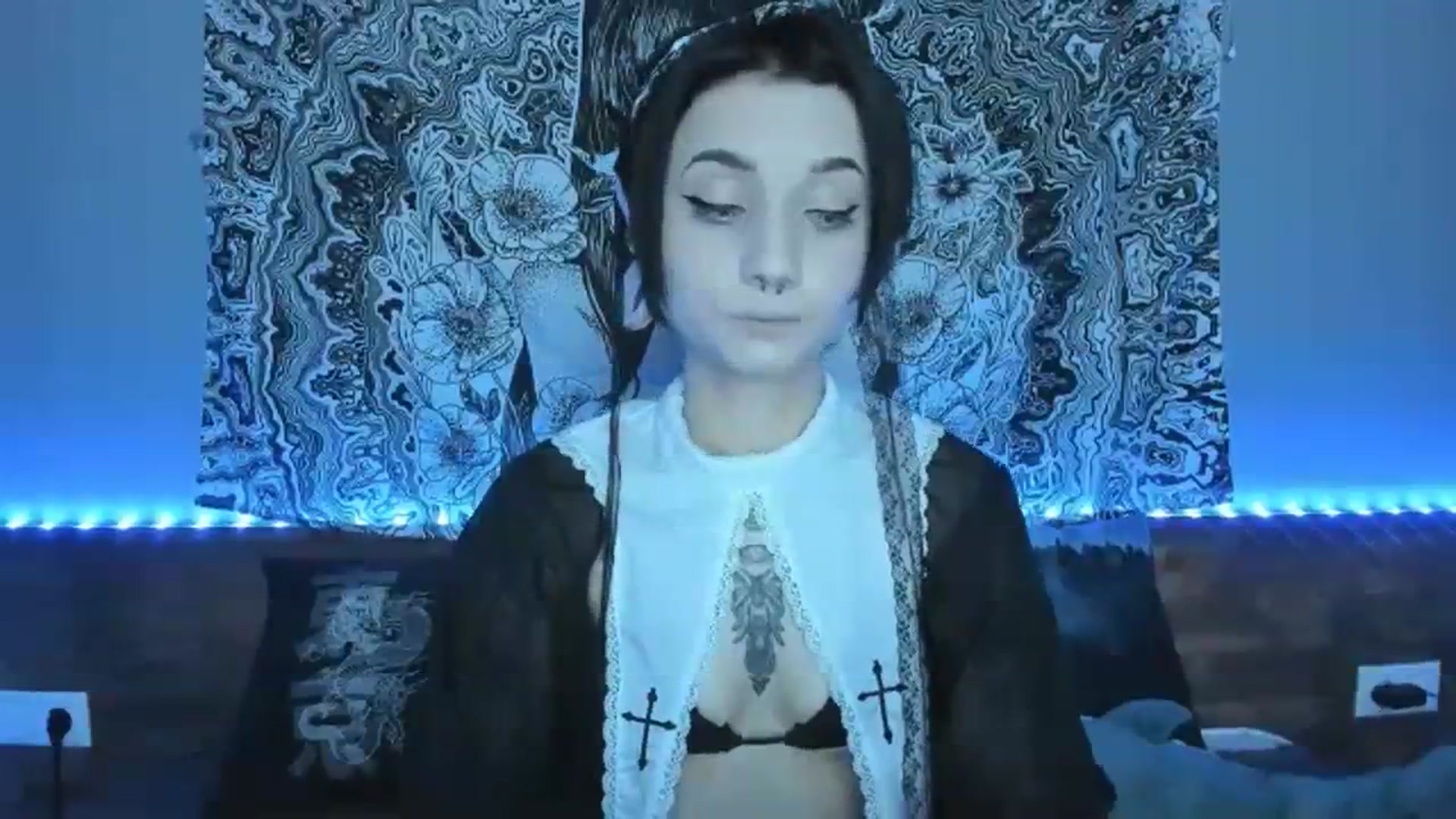 Gallery image thumbnail from Nikki_Carter's myfreecams stream on, 08/18/2023, 07:11 image 6 of 20