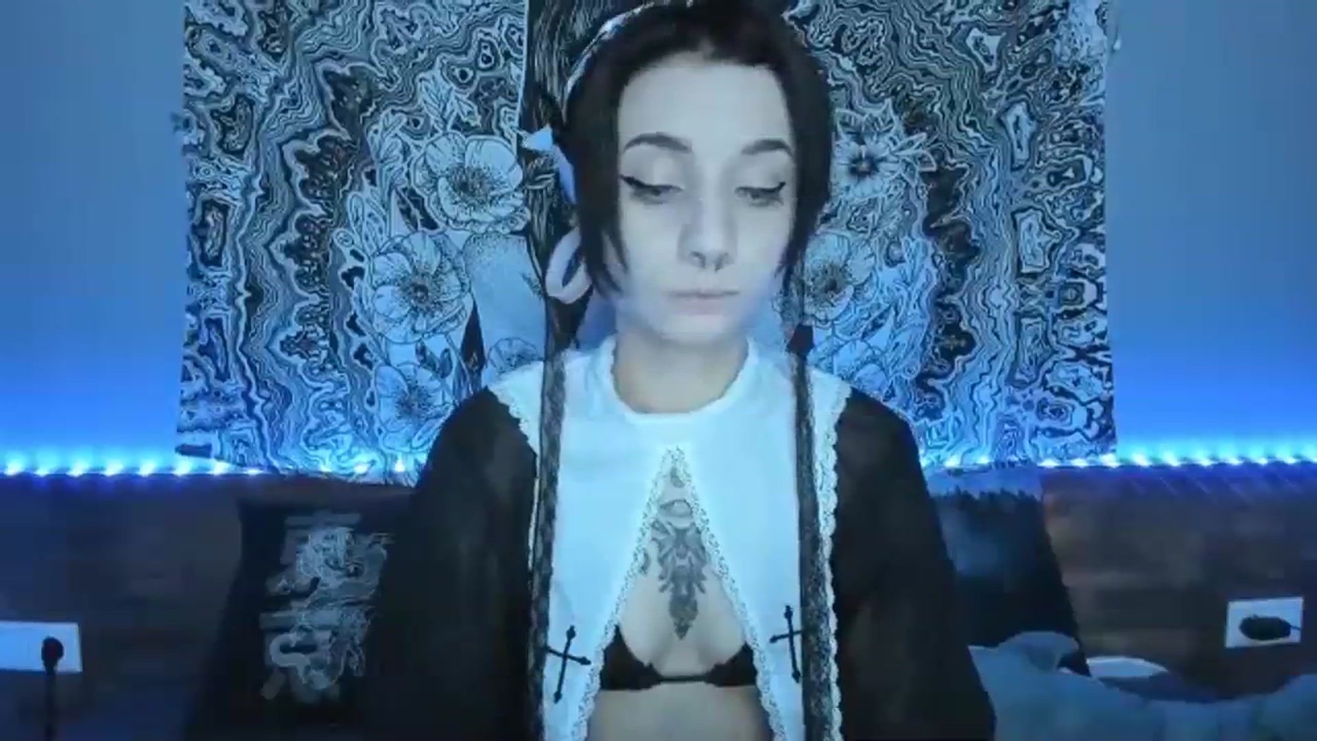 Gallery image thumbnail from Nikki_Carter's myfreecams stream on, 08/18/2023, 07:11 image 8 of 20