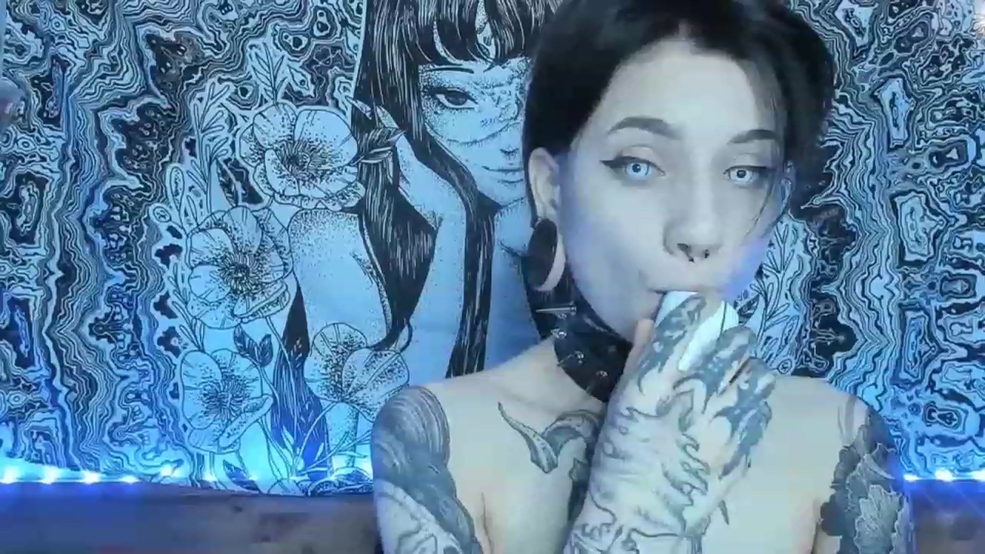 Gallery image thumbnail from Nikki_Carter's myfreecams stream on, 08/21/2023, 10:02 image 19 of 20