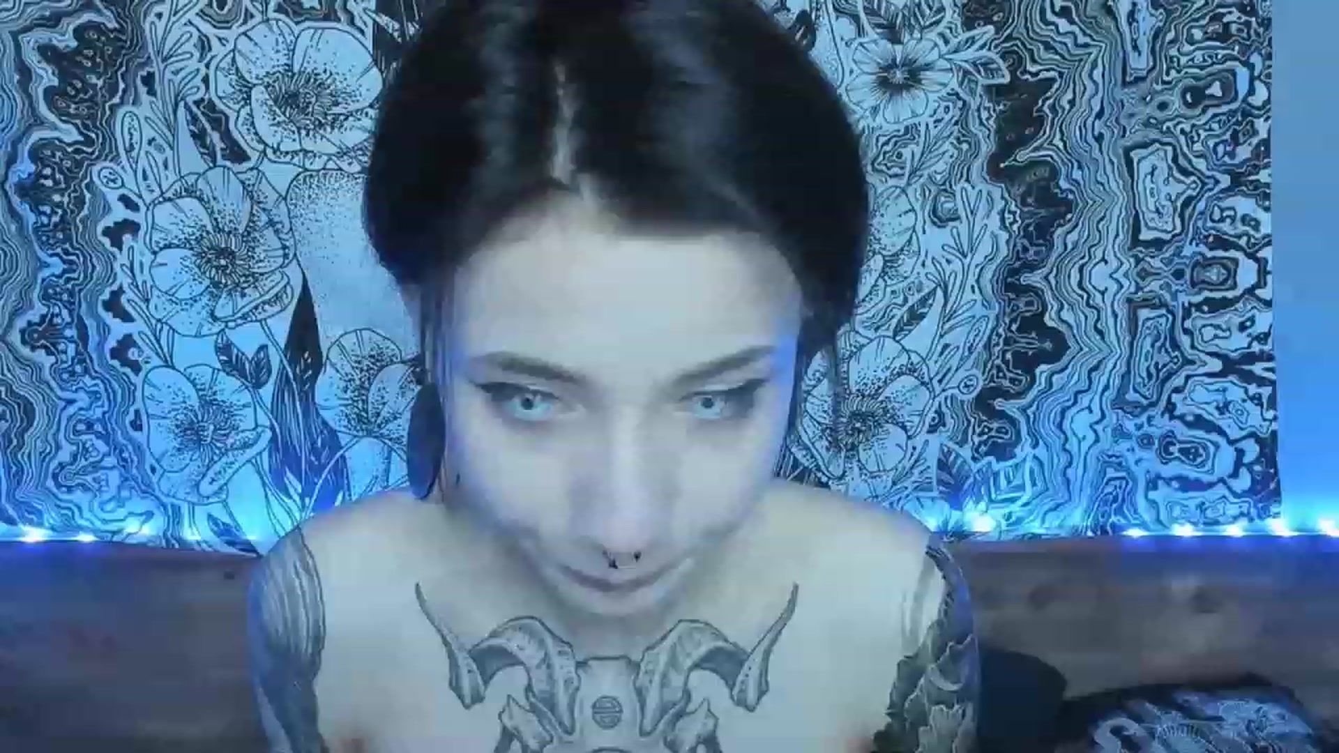 Gallery image thumbnail from Nikki_Carter's myfreecams stream on, 08/21/2023, 10:47 image 19 of 20