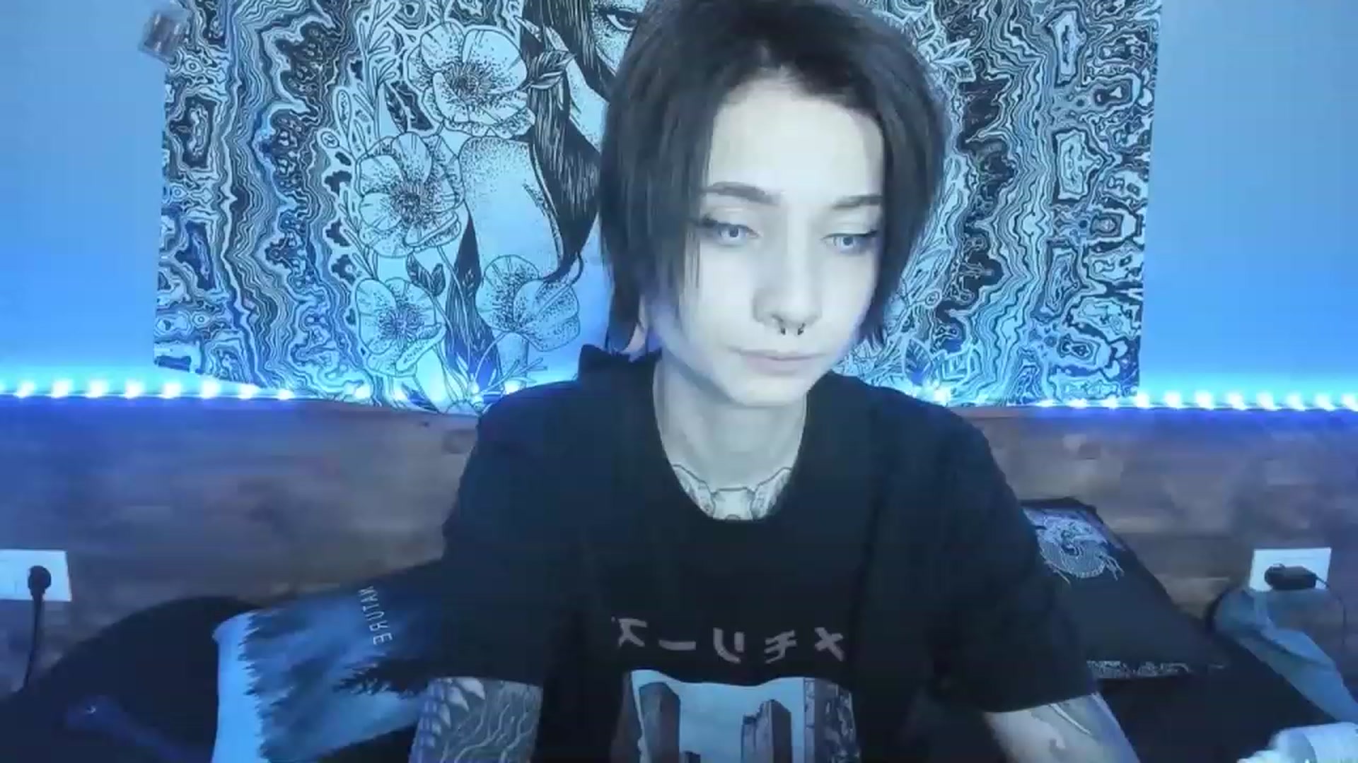 Gallery image thumbnail from Nikki_Carter's myfreecams stream on, 08/21/2023, 10:47 image 10 of 20