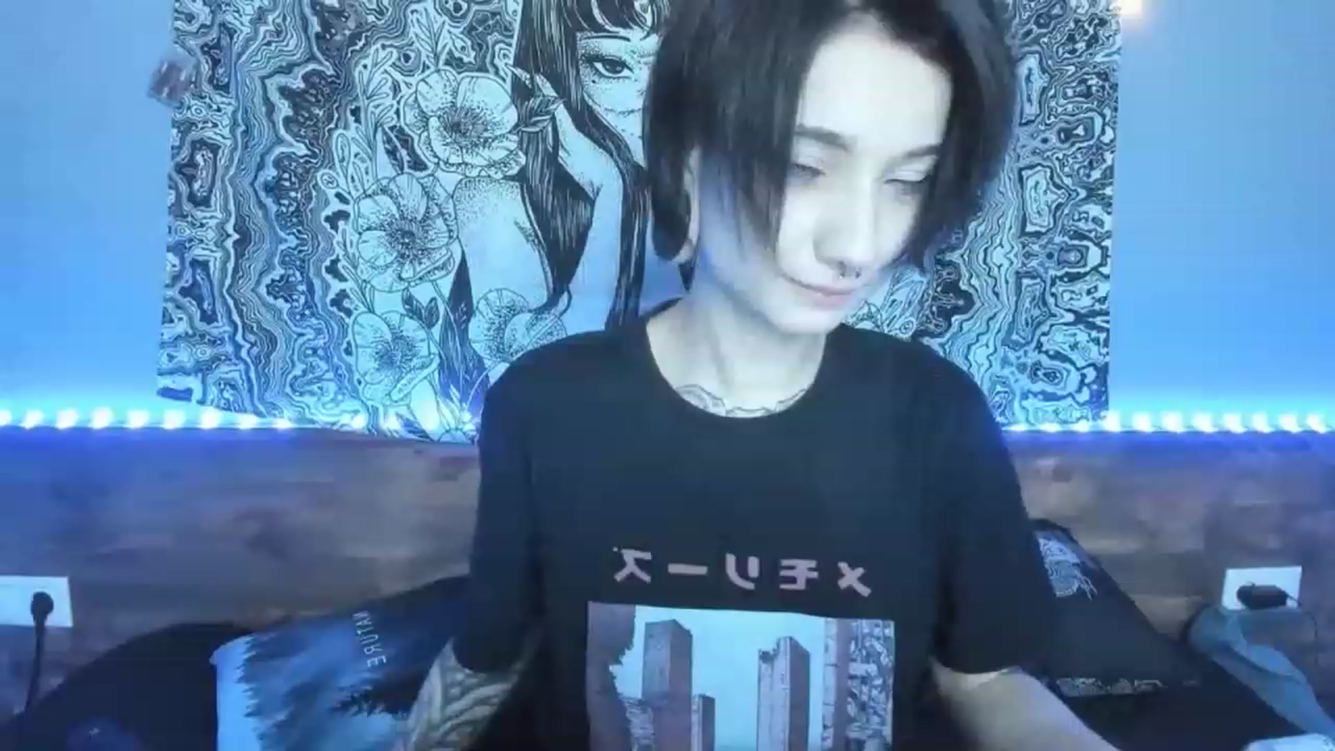 Gallery image thumbnail from Nikki_Carter's myfreecams stream on, 08/21/2023, 10:47 image 8 of 20