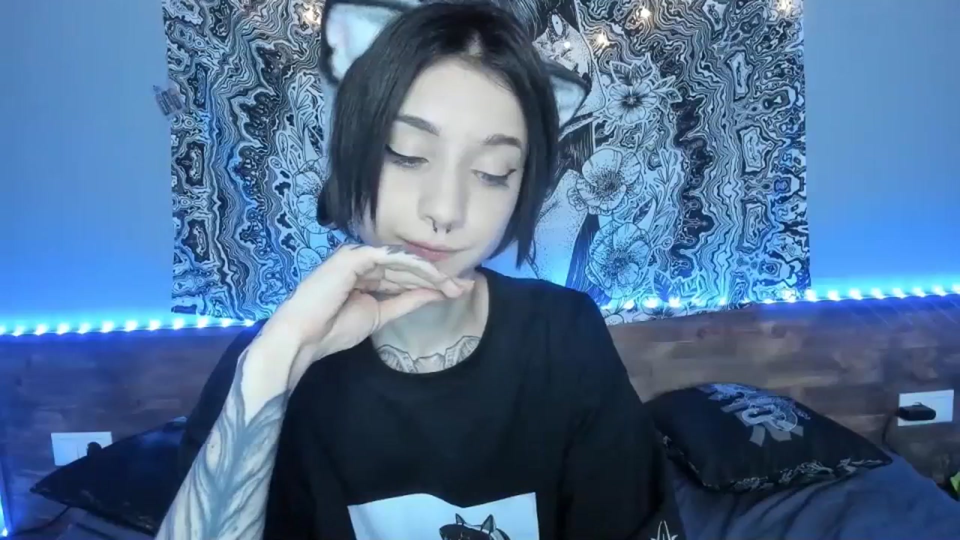 Gallery image thumbnail from Nikki_Carter's myfreecams stream on, 08/27/2023, 10:11 image 20 of 20