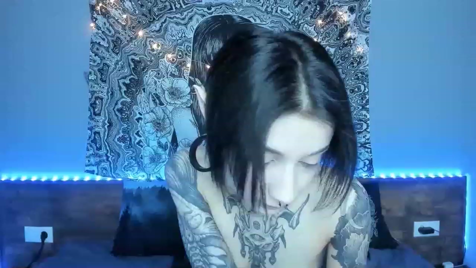 Gallery image thumbnail from Nikki_Carter's myfreecams stream on, 08/28/2023, 08:54 image 11 of 20