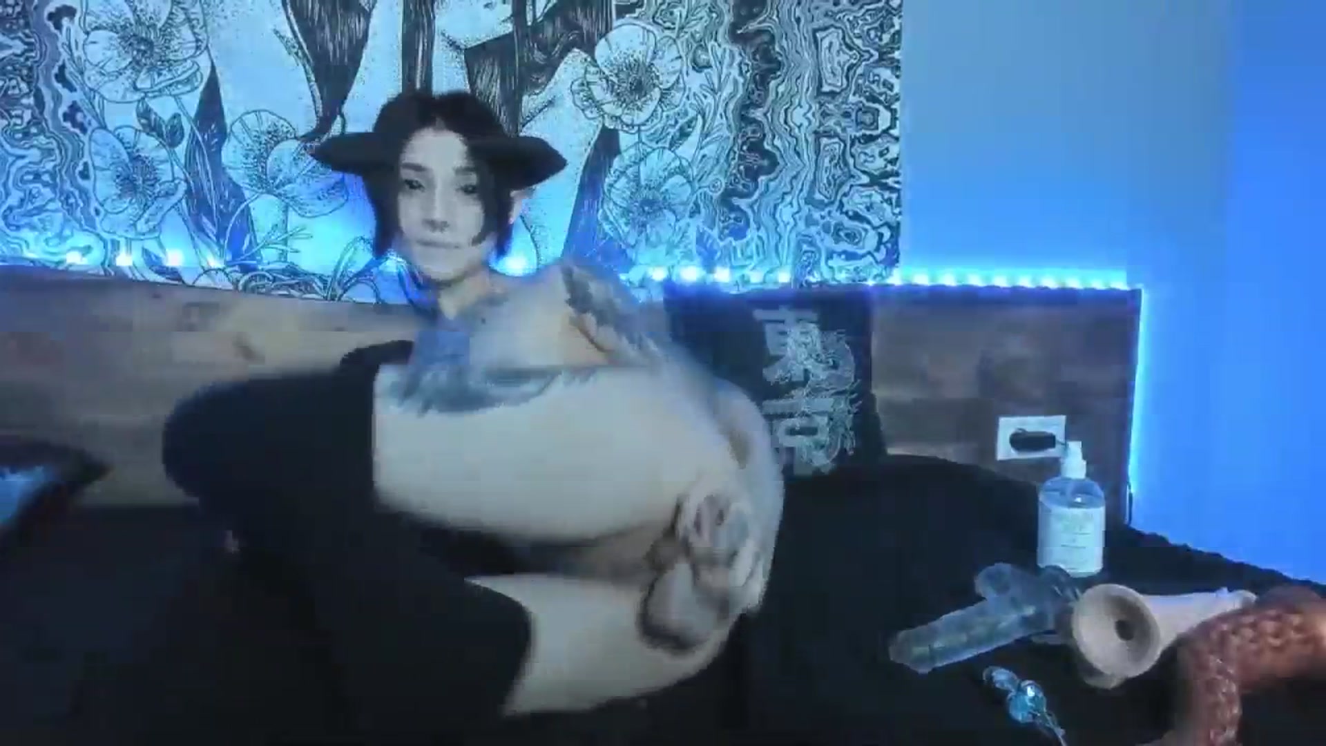 Gallery image thumbnail from Nikki_Carter's myfreecams stream on, 09/02/2023, 08:44 image 13 of 20