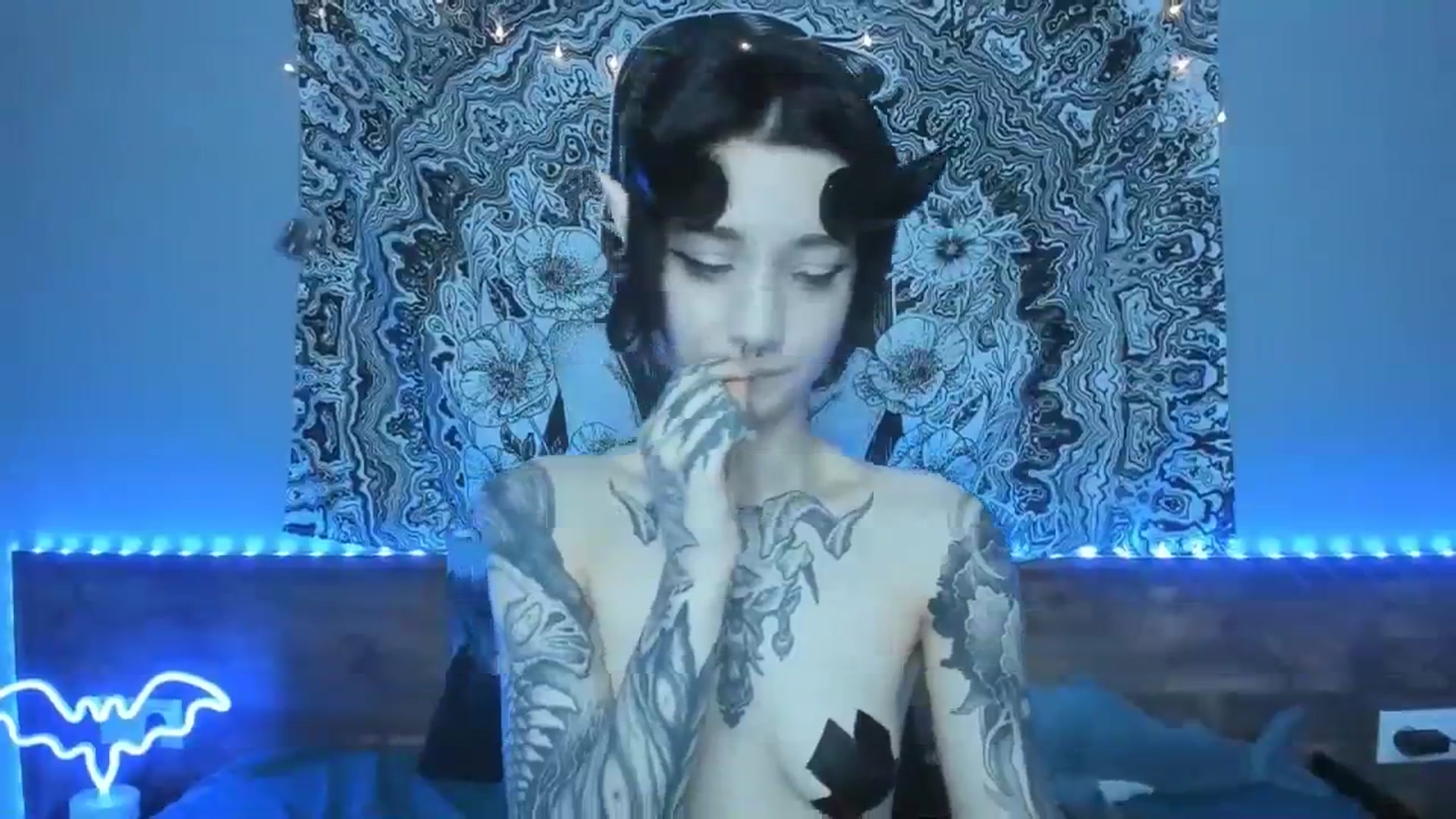 Gallery image thumbnail from Nikki_Carter's myfreecams stream on, 09/06/2023, 07:55 image 6 of 20