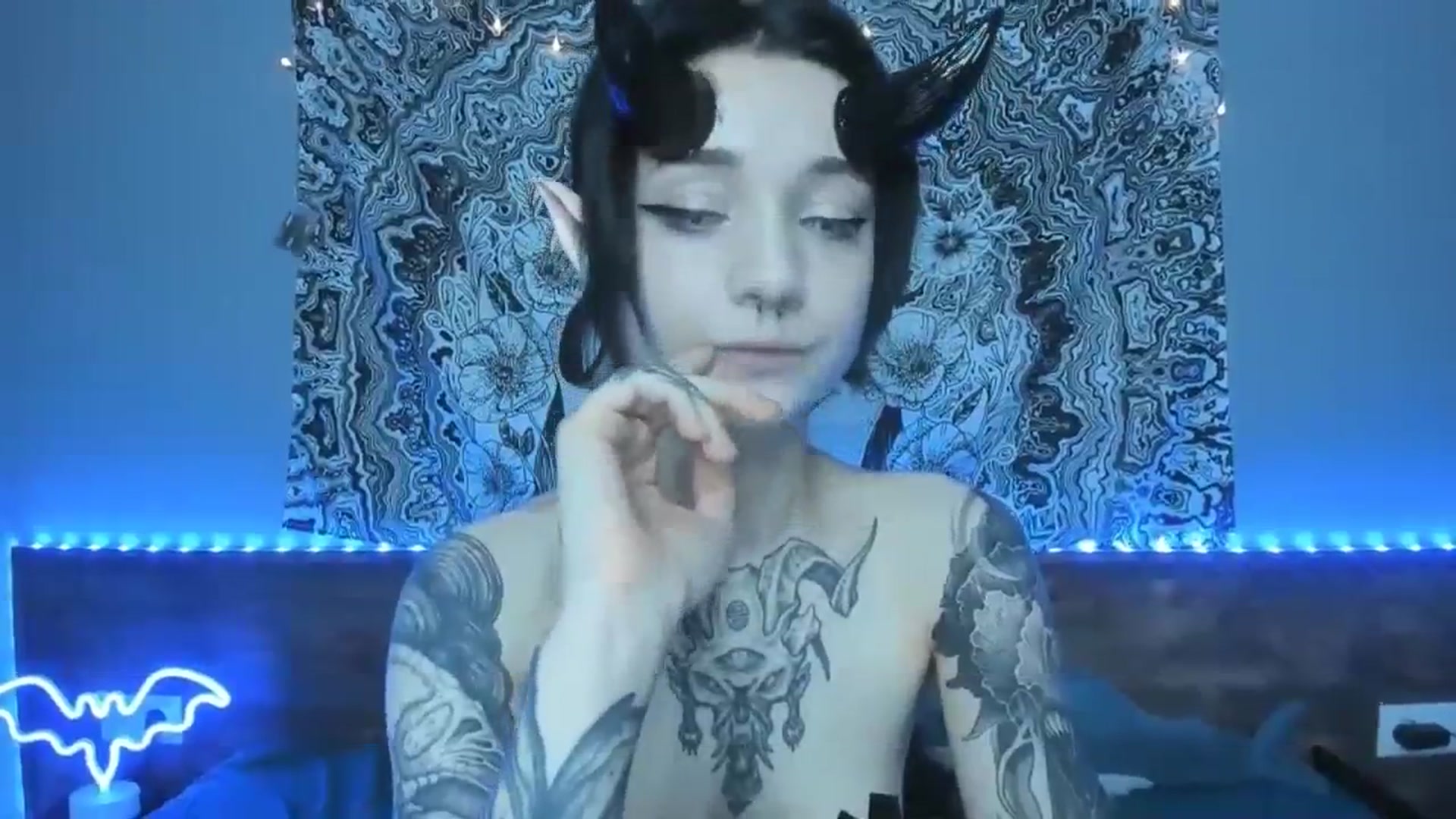 Gallery image thumbnail from Nikki_Carter's myfreecams stream on, 09/06/2023, 07:55 image 8 of 20