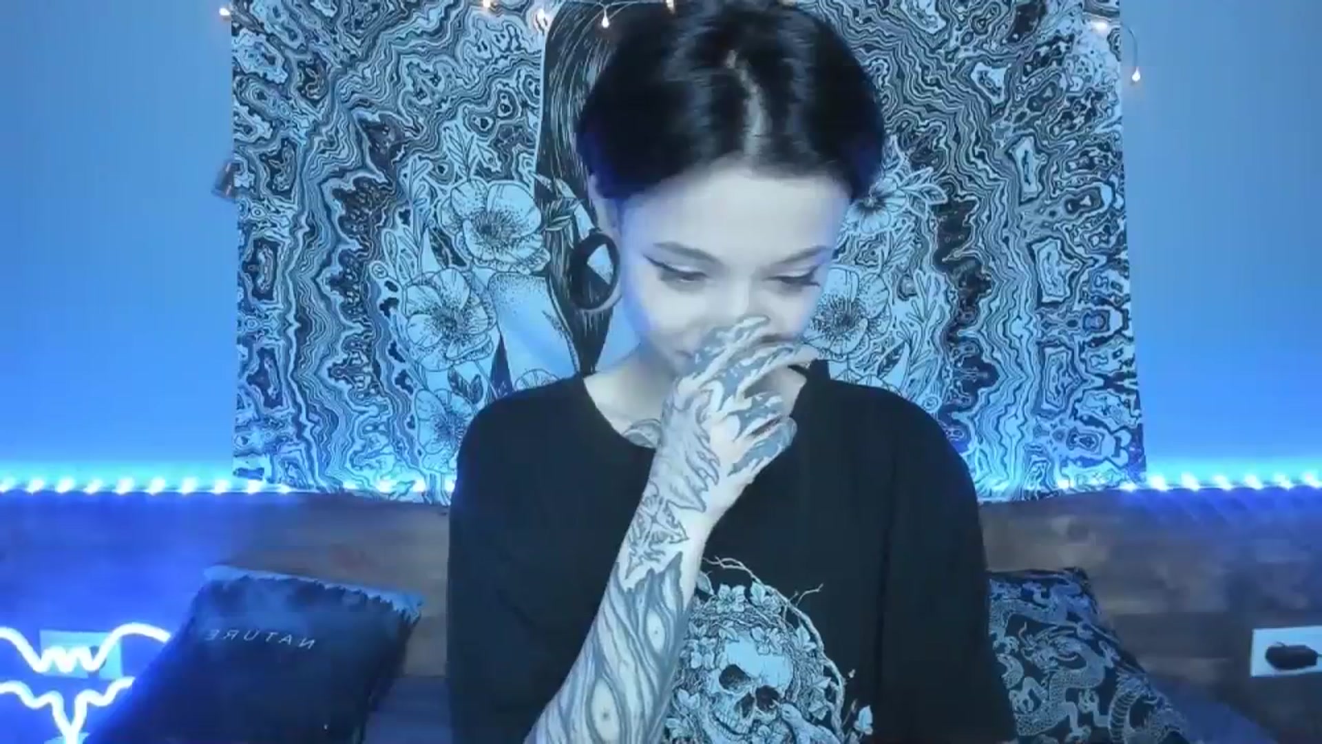 Gallery image thumbnail from Nikki_Carter's myfreecams stream on, 09/09/2023, 09:10 image 17 of 20