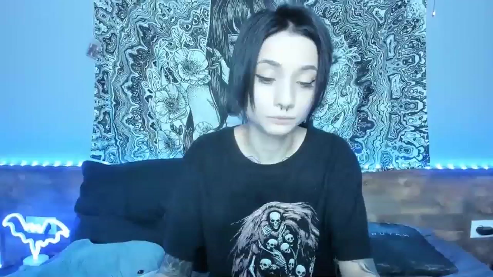 Gallery image thumbnail from Nikki_Carter's myfreecams stream on, 09/12/2023, 08:20 image 7 of 20
