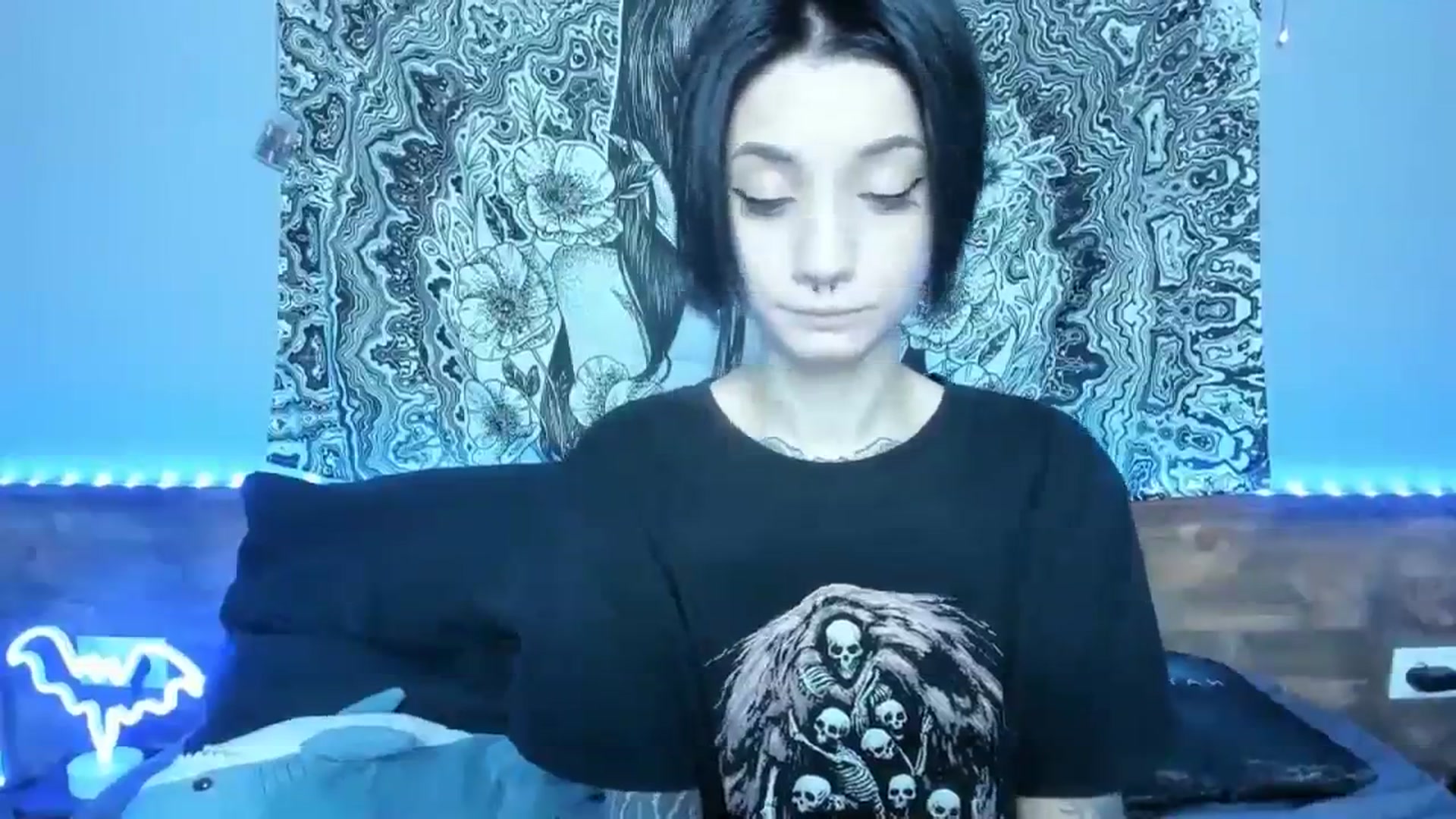 Gallery image thumbnail from Nikki_Carter's myfreecams stream on, 09/12/2023, 08:20 image 20 of 20