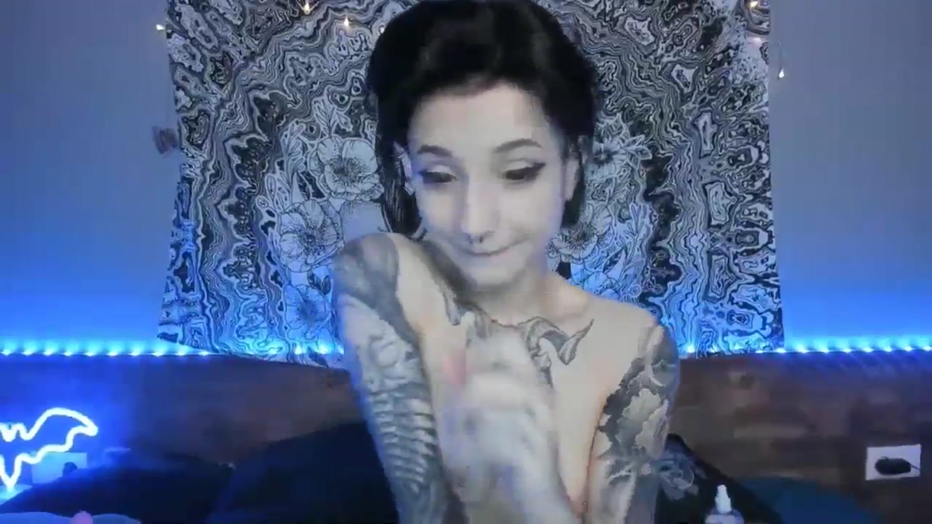 Gallery image thumbnail from Nikki_Carter's myfreecams stream on, 09/14/2023, 09:11 image 9 of 20