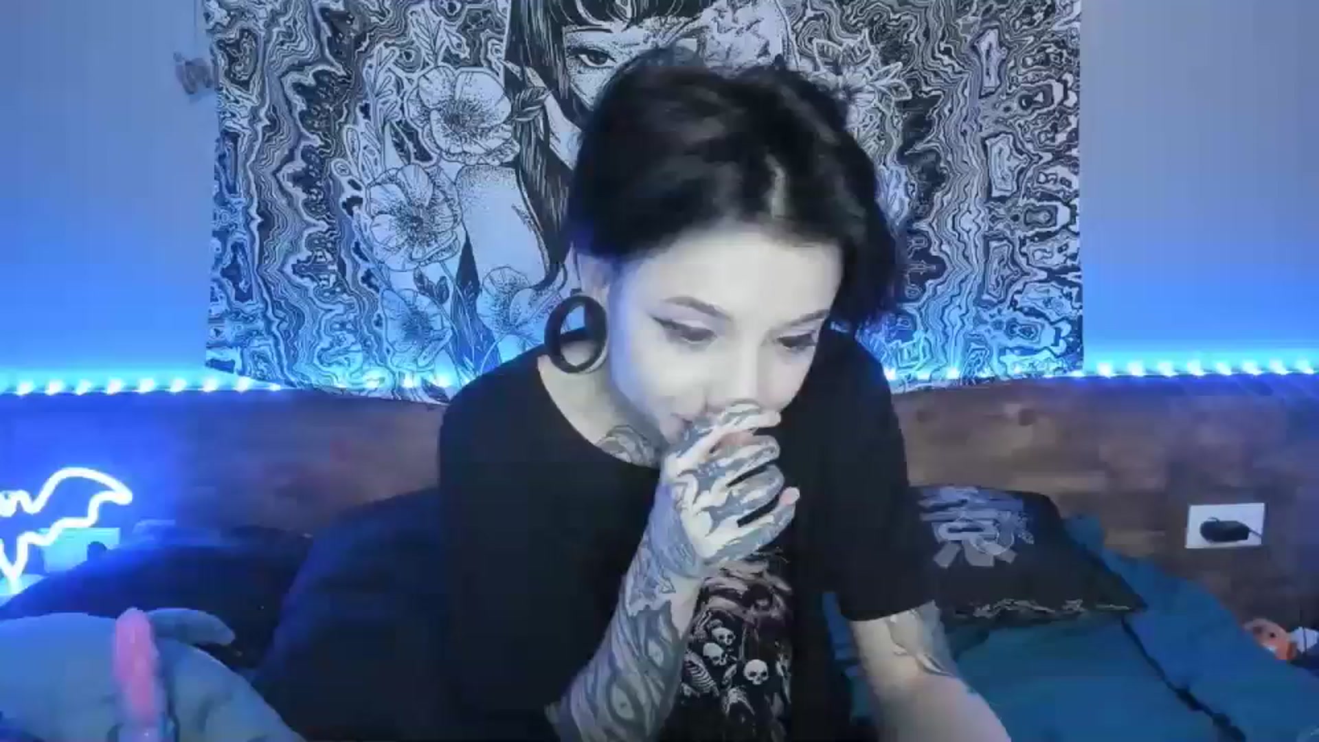 Gallery image thumbnail from Nikki_Carter's myfreecams stream on, 09/14/2023, 09:53 image 9 of 20