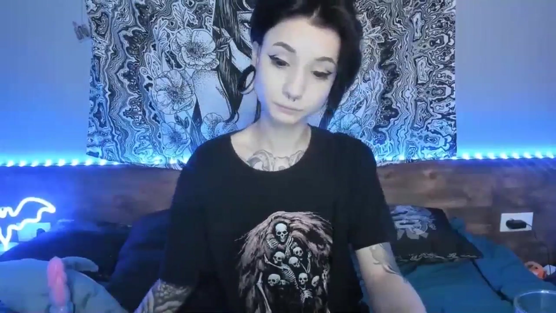 Gallery image thumbnail from Nikki_Carter's myfreecams stream on, 09/14/2023, 09:53 image 12 of 20