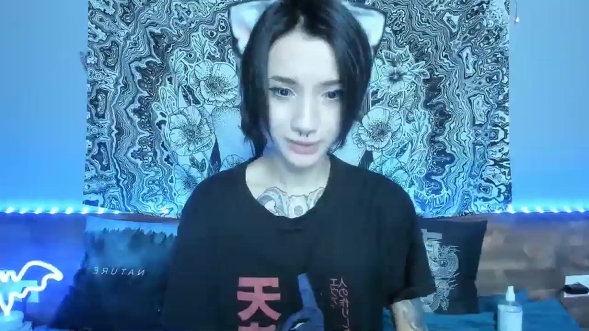Gallery image thumbnail from Nikki_Carter's myfreecams stream on, 09/18/2023, 10:24 image 14 of 20