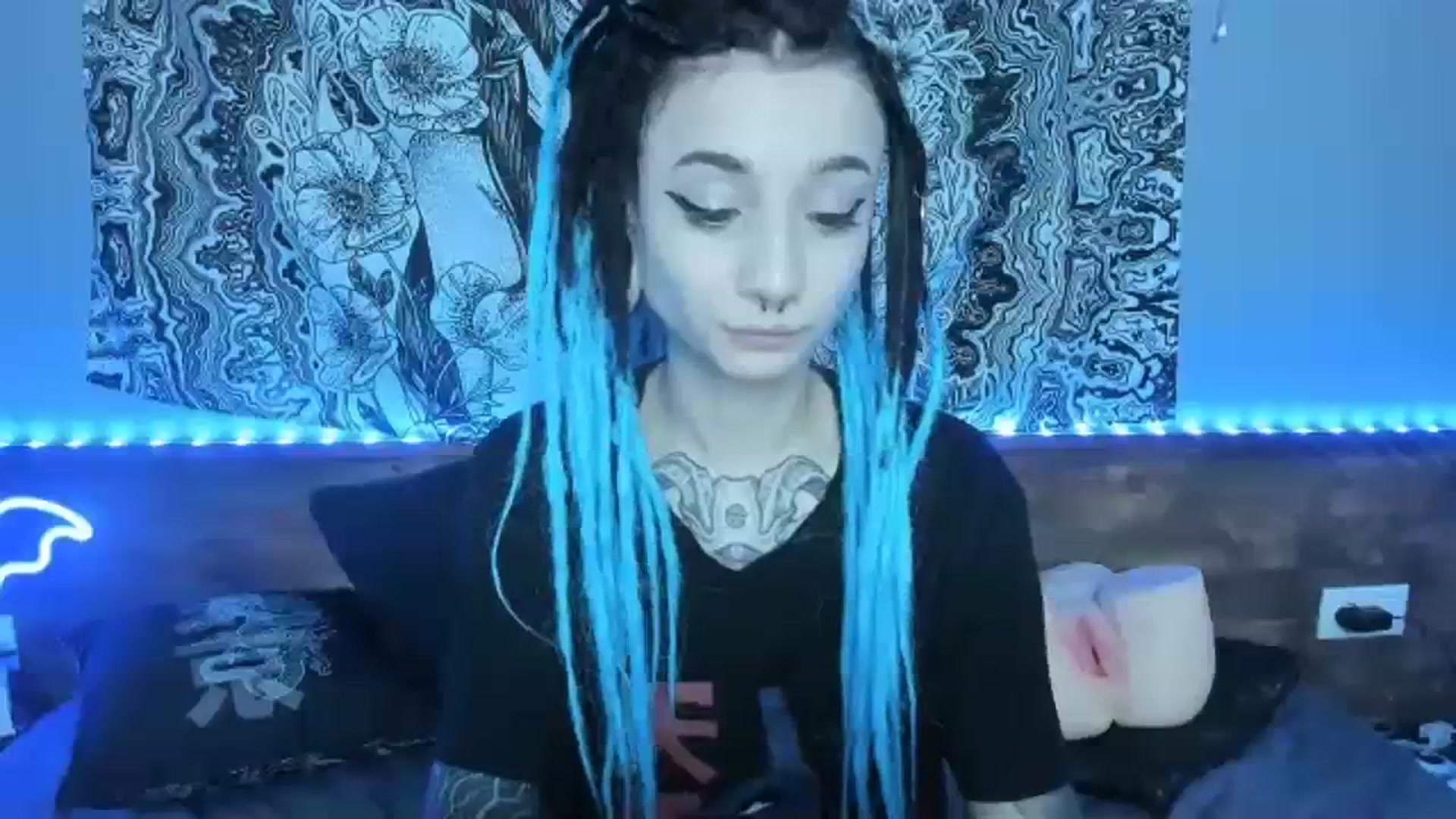 Gallery image thumbnail from Nikki_Carter's myfreecams stream on, 09/29/2023, 09:24 image 3 of 20