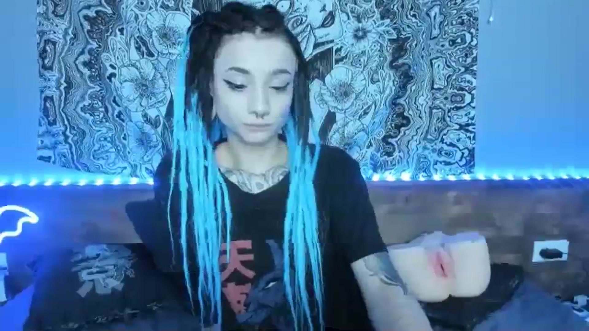 Gallery image thumbnail from Nikki_Carter's myfreecams stream on, 09/29/2023, 09:24 image 13 of 20