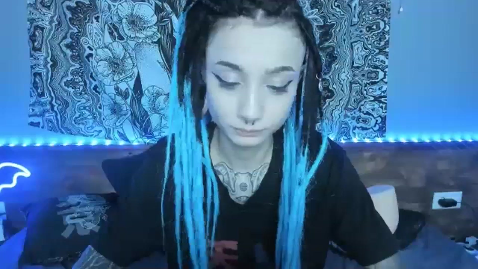 Gallery image thumbnail from Nikki_Carter's myfreecams stream on, 09/29/2023, 09:24 image 15 of 20