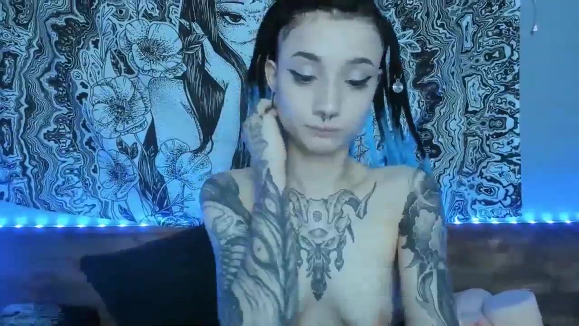 Gallery image thumbnail from Nikki_Carter's myfreecams stream on, 09/29/2023, 10:14 image 18 of 20