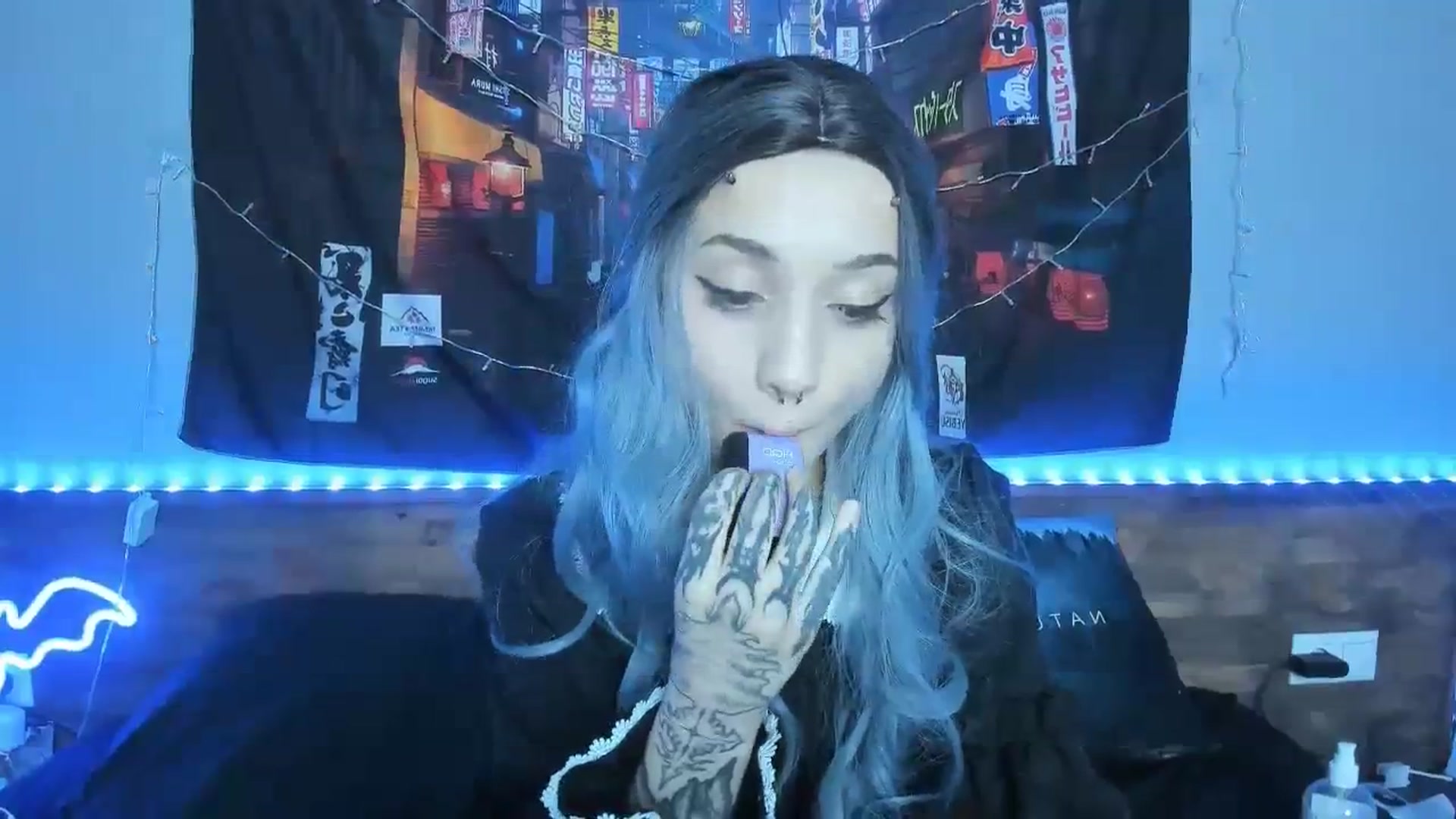 Gallery image thumbnail from Nikki_Carter's myfreecams stream on, 10/09/2023, 09:34 image 8 of 20