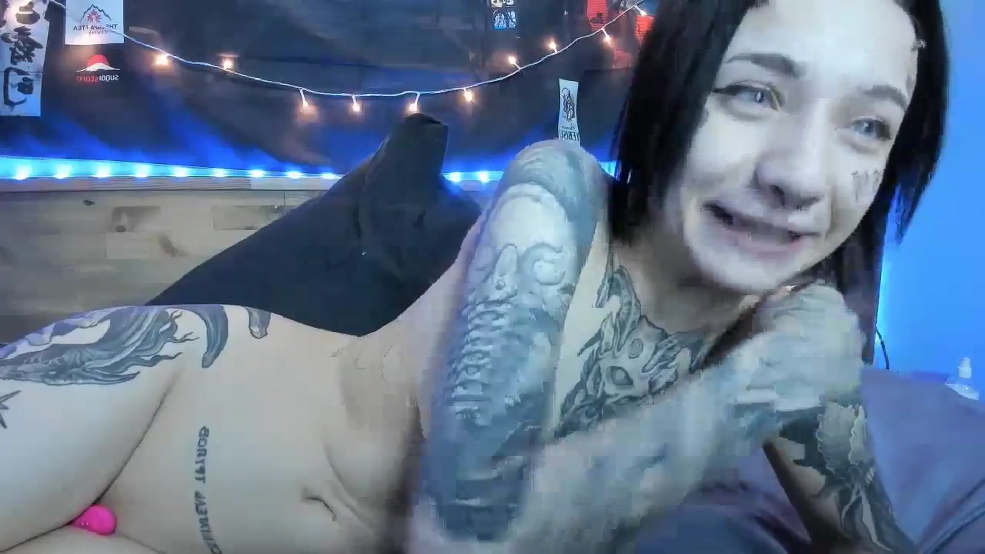 Gallery image thumbnail from Nikki_Carter's myfreecams stream on, 10/22/2023, 09:27 image 11 of 20