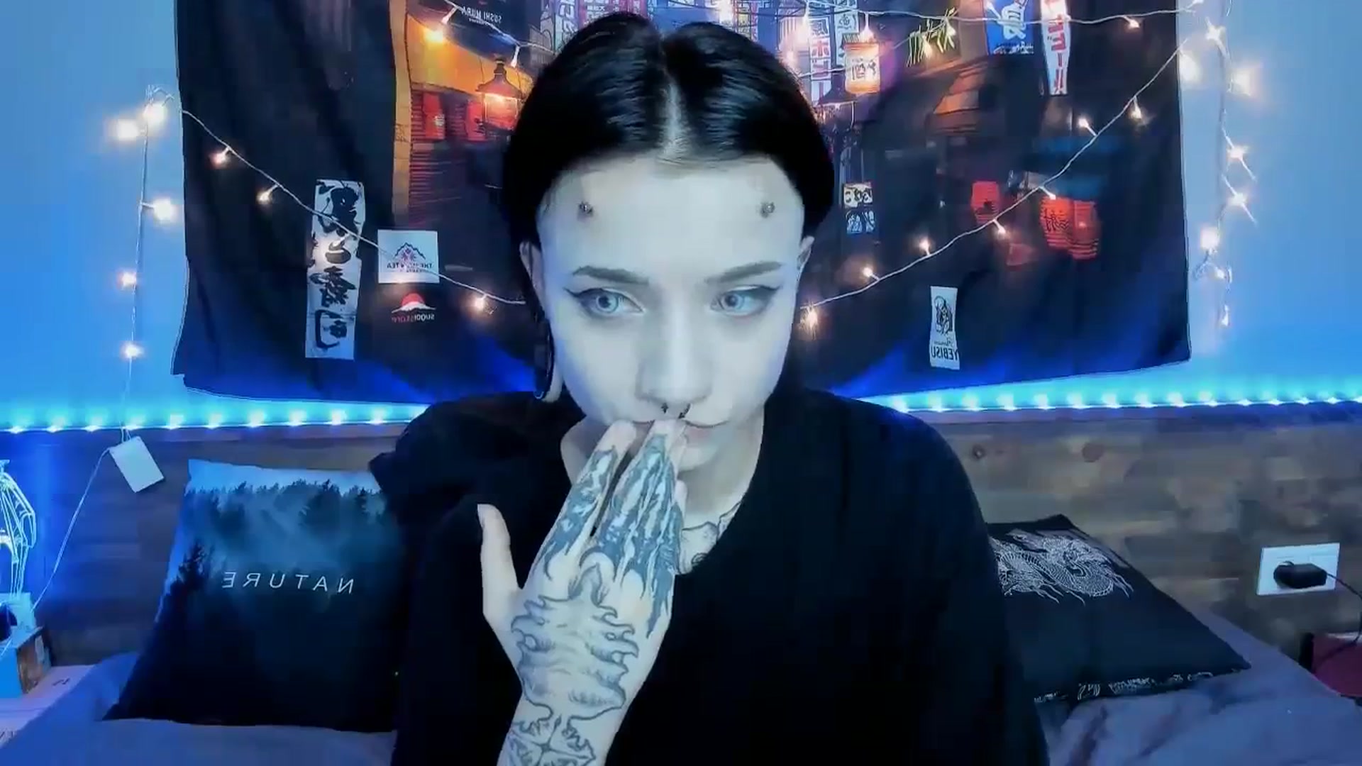 Gallery image thumbnail from Nikki_Carter's myfreecams stream on, 10/23/2023, 08:55 image 8 of 20