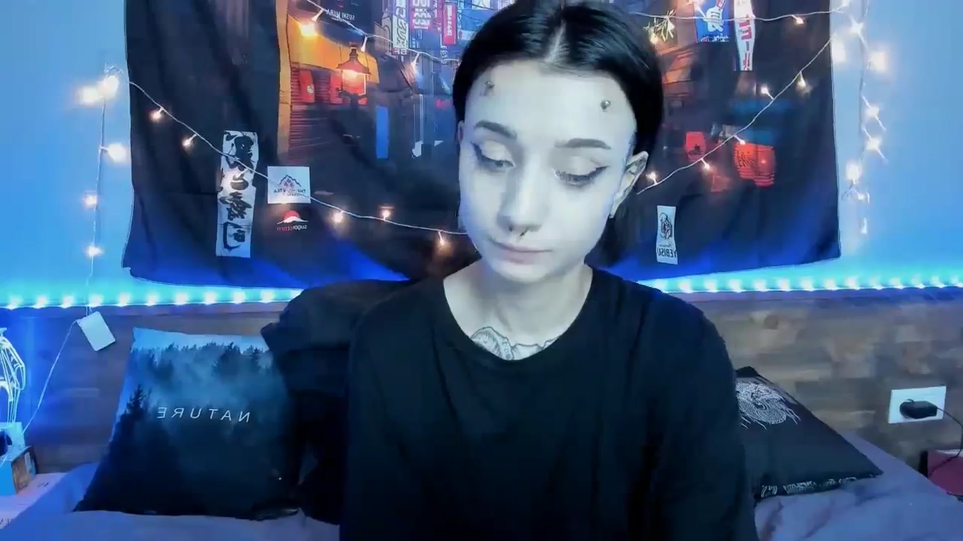Gallery image thumbnail from Nikki_Carter's myfreecams stream on, 10/23/2023, 08:55 image 10 of 20