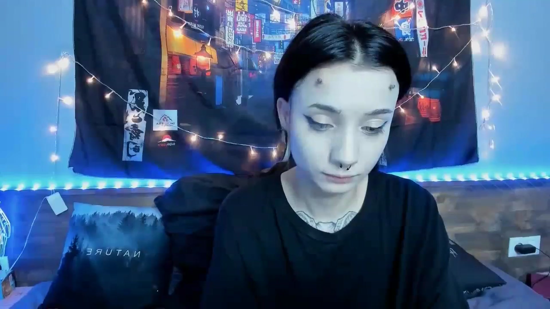 Gallery image thumbnail from Nikki_Carter's myfreecams stream on, 10/23/2023, 08:55 image 18 of 20