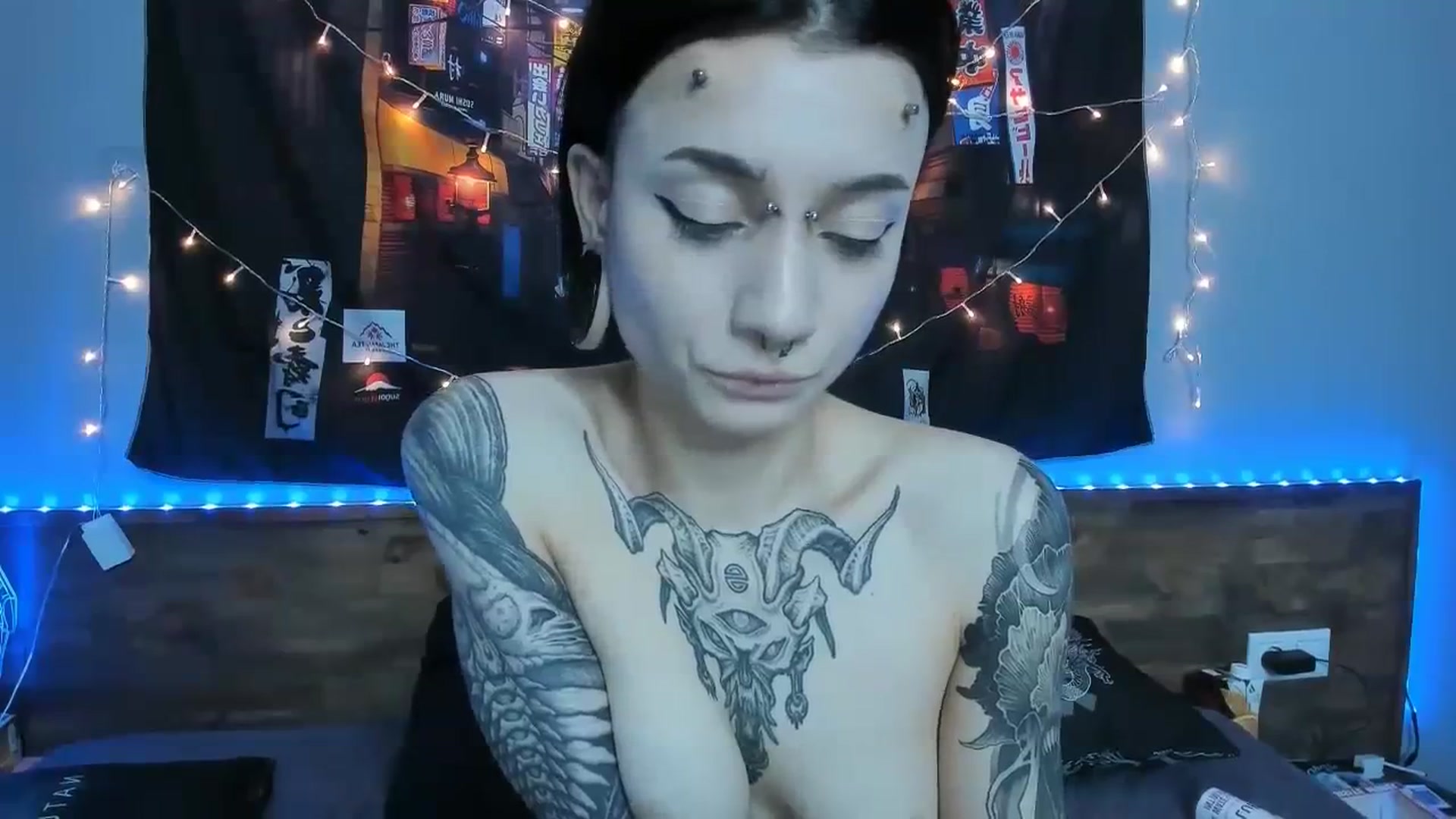 Gallery image thumbnail from Nikki_Carter's myfreecams stream on, 10/25/2023, 10:30 image 5 of 20