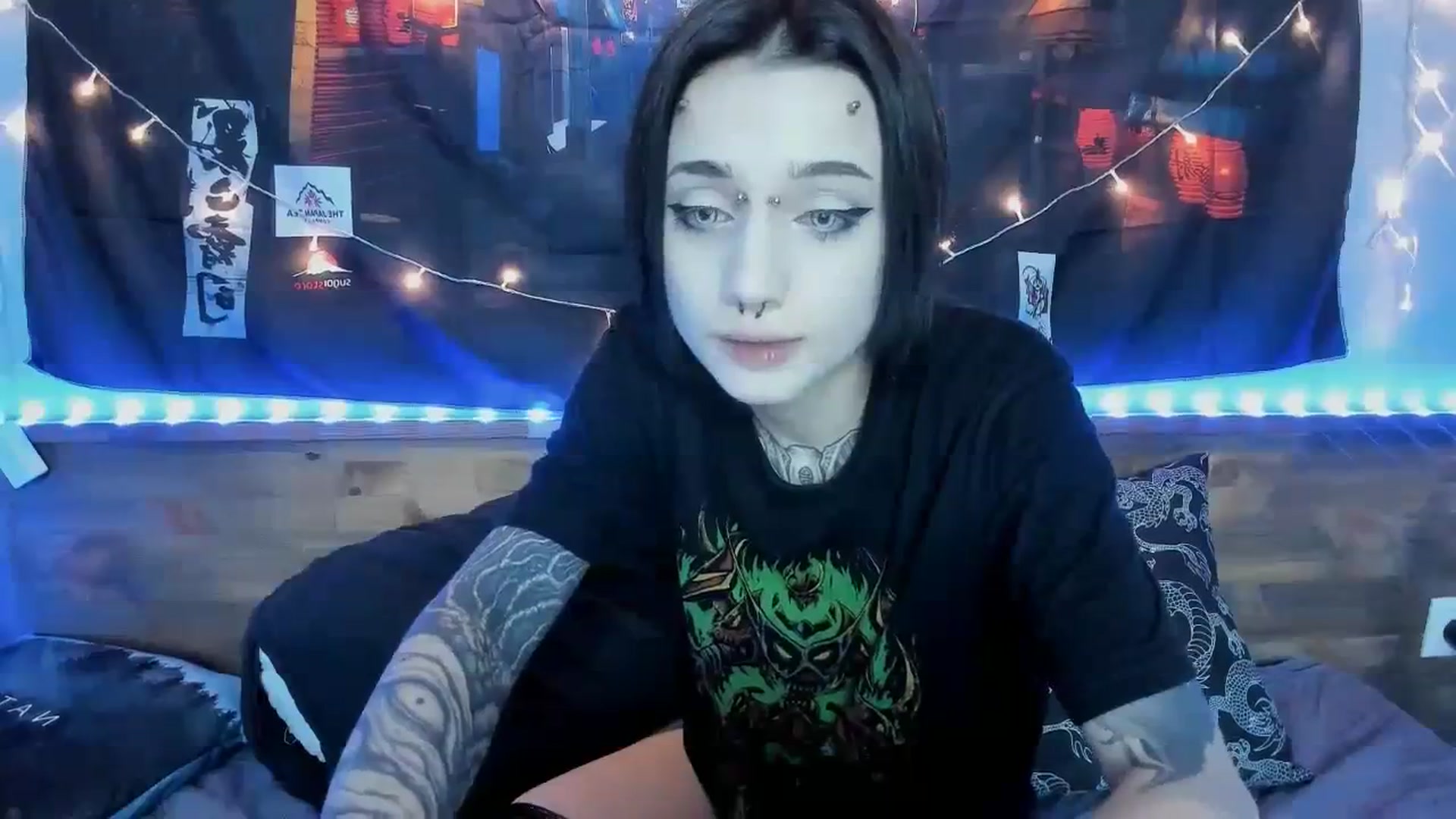 Gallery image thumbnail from Nikki_Carter's myfreecams stream on, 10/27/2023, 09:53 image 7 of 20
