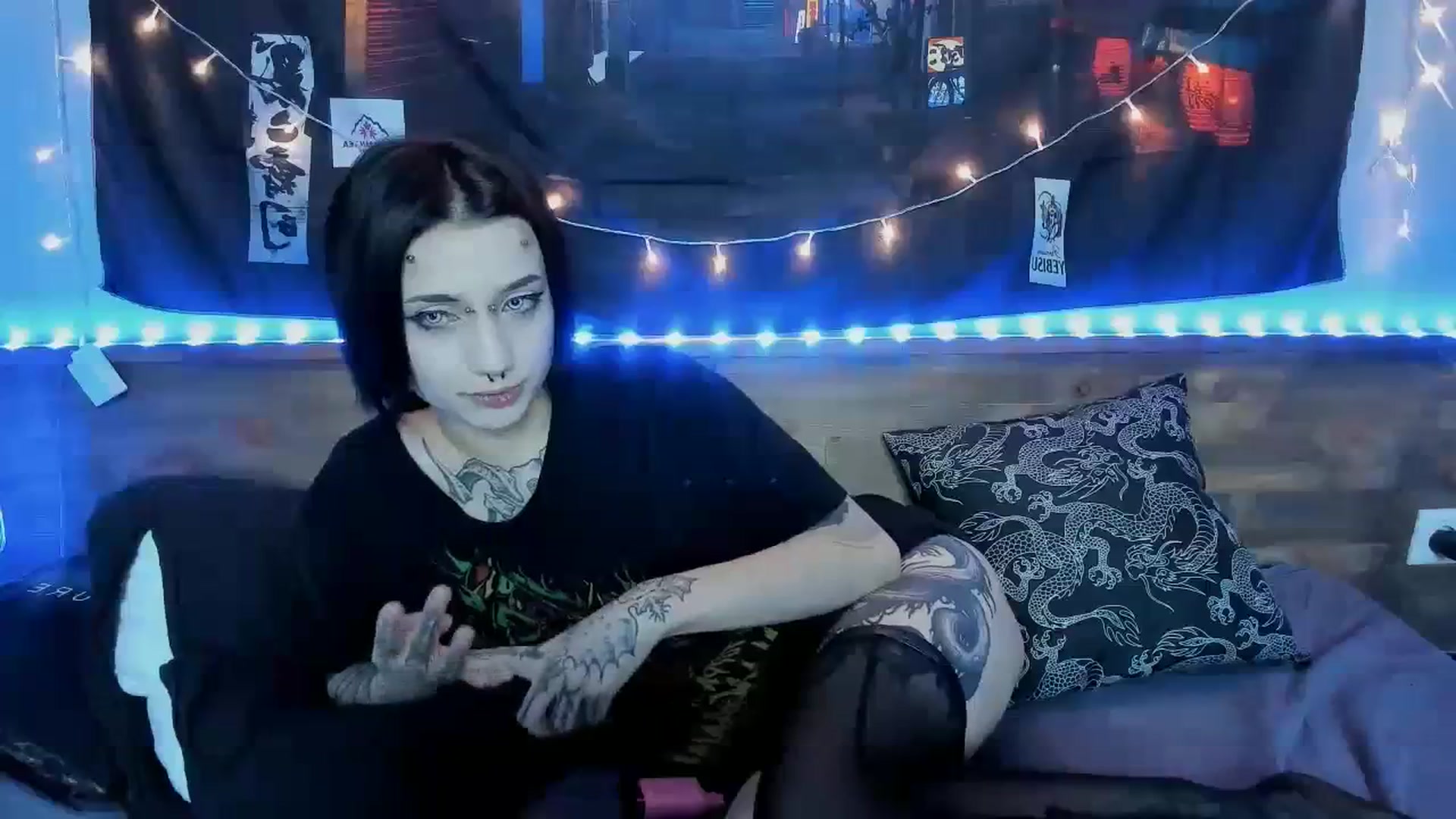 Gallery image thumbnail from Nikki_Carter's myfreecams stream on, 10/27/2023, 09:53 image 19 of 20