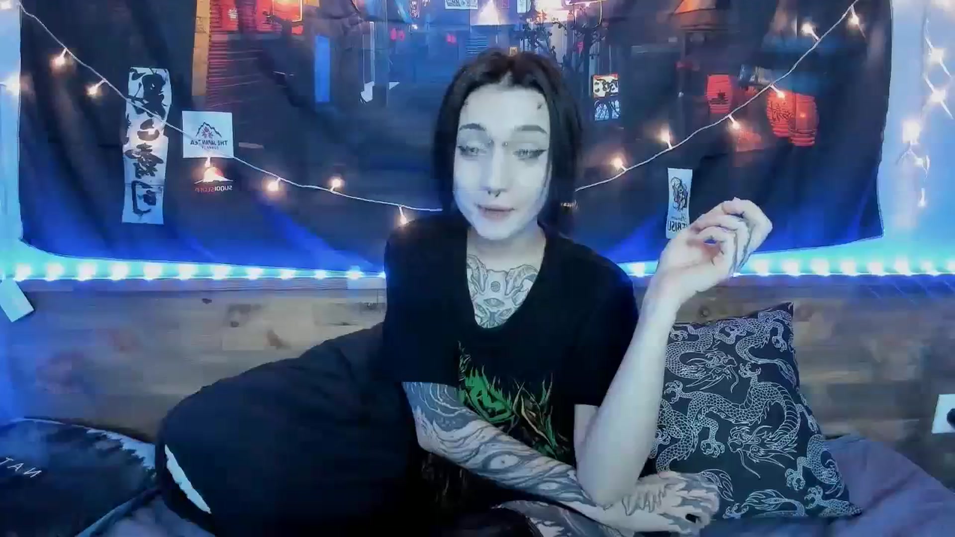 Gallery image thumbnail from Nikki_Carter's myfreecams stream on, 10/27/2023, 09:53 image 11 of 20