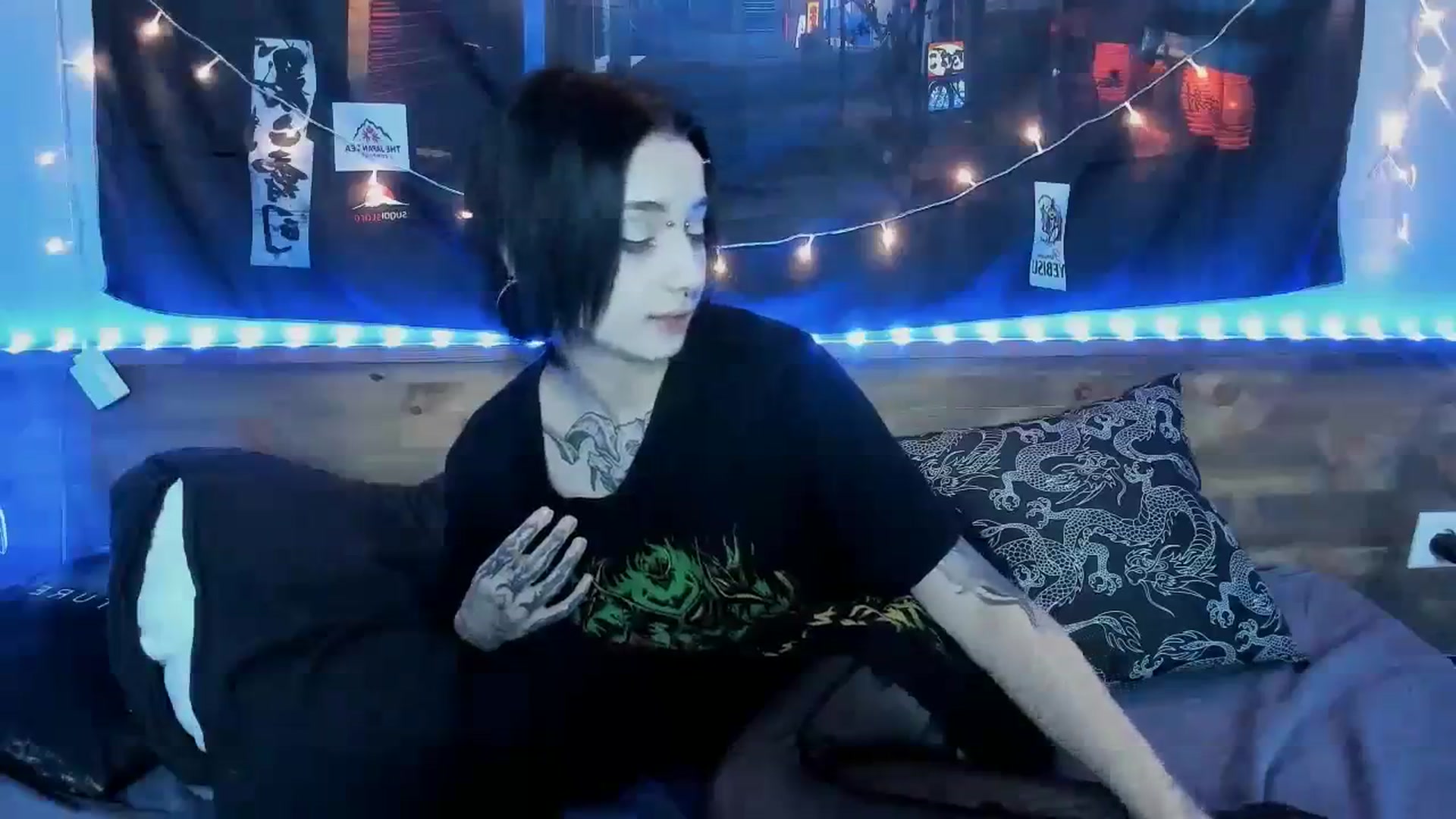 Gallery image thumbnail from Nikki_Carter's myfreecams stream on, 10/27/2023, 09:53 image 13 of 20