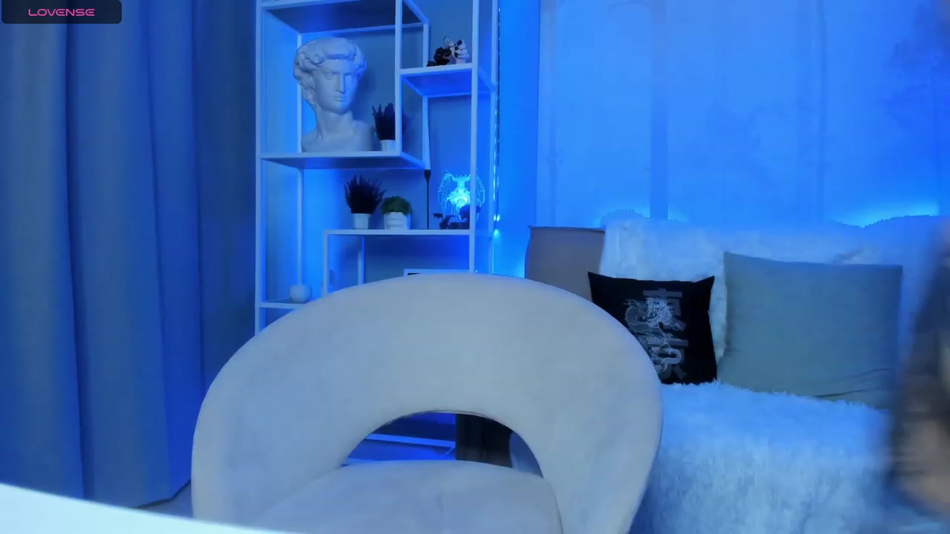 Gallery image thumbnail from Nikki_Carter's myfreecams stream on, 11/10/2023, 09:41 image 7 of 20