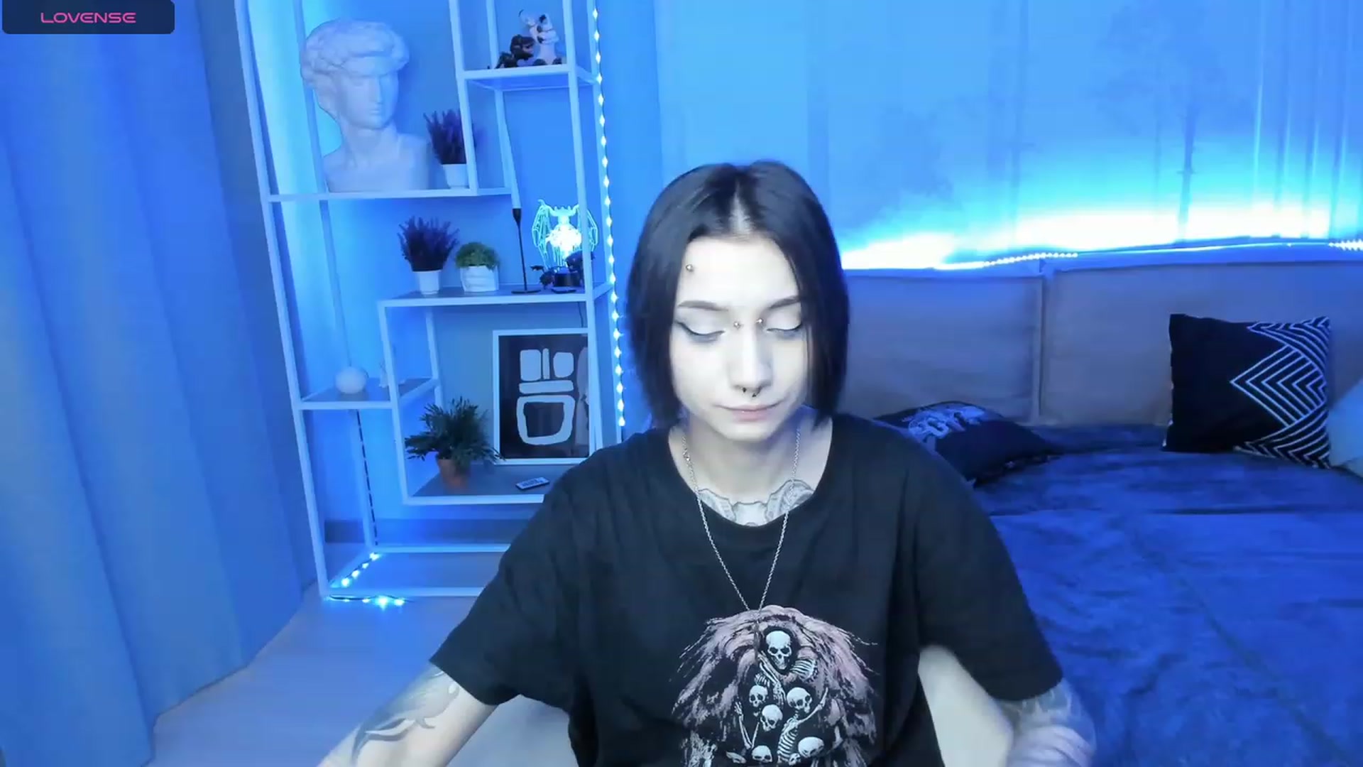 Gallery image thumbnail from Nikki_Carter's myfreecams stream on, 11/14/2023, 08:44 image 17 of 20