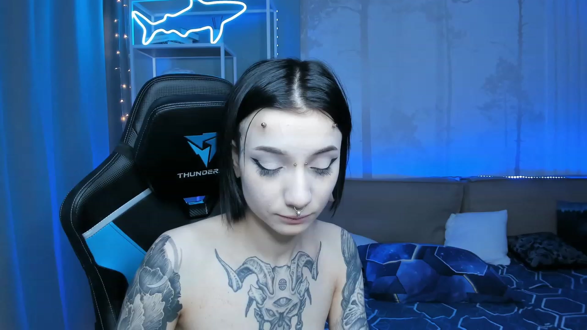 Gallery image thumbnail from Nikki_Carter's myfreecams stream on, 12/10/2023, 09:59 image 14 of 20