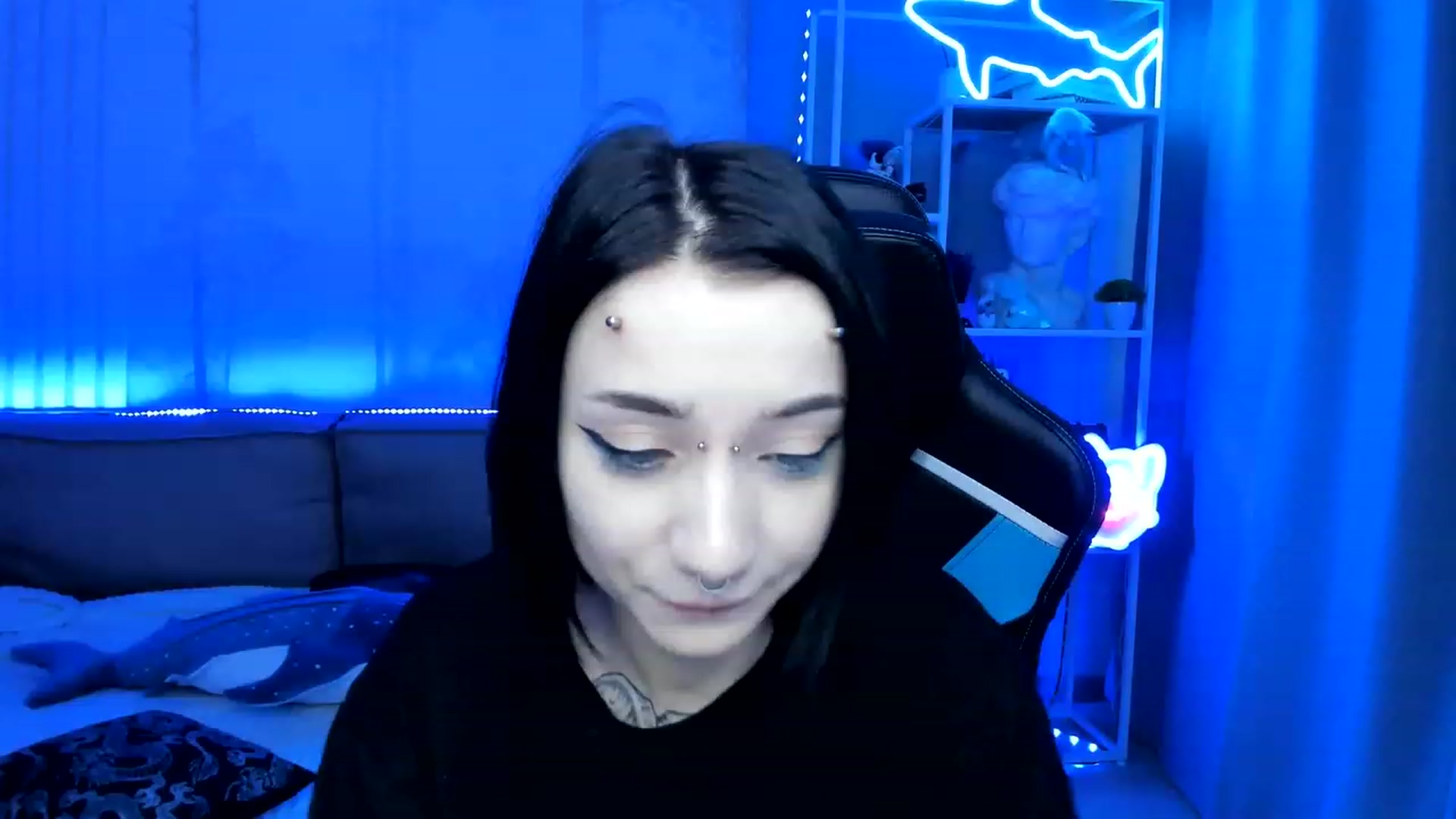 Gallery image thumbnail from Nikki_Carter's myfreecams stream on, 01/19/2024, 08:59 image 14 of 20