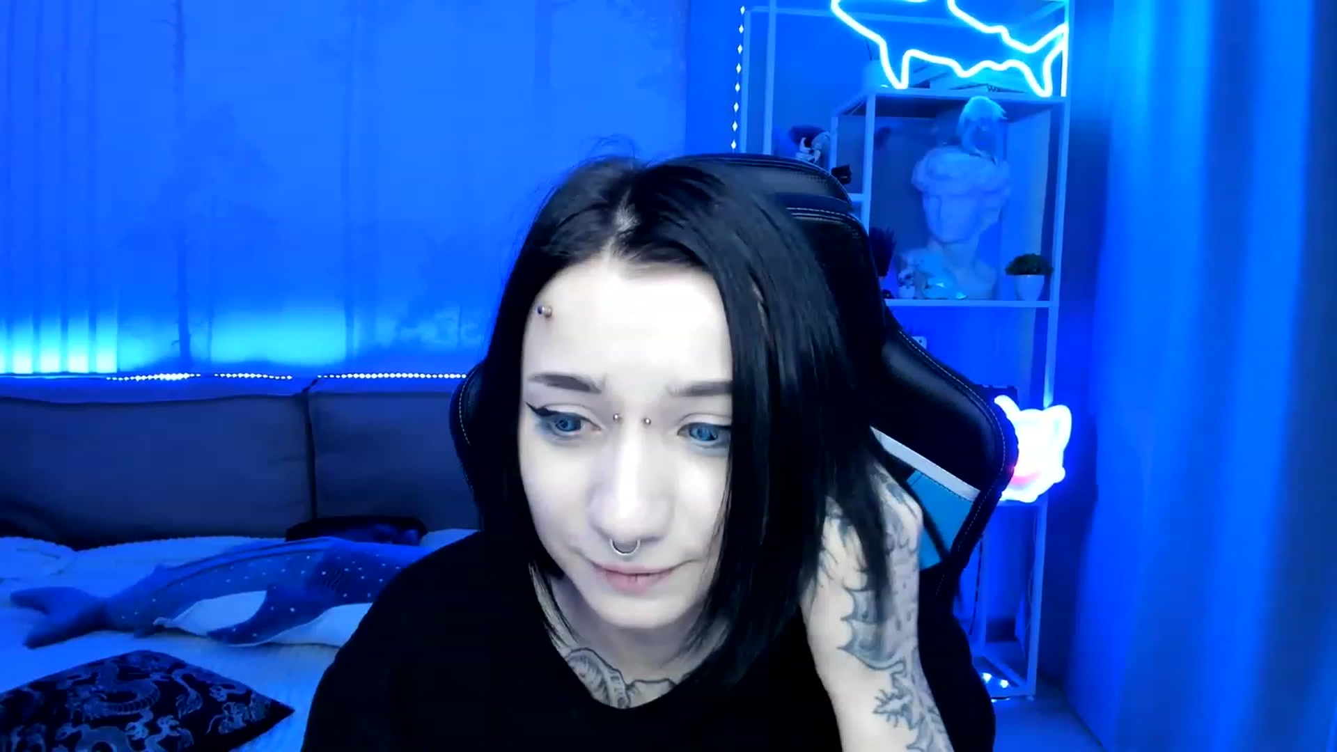 Gallery image thumbnail from Nikki_Carter's myfreecams stream on, 01/19/2024, 08:59 image 12 of 20
