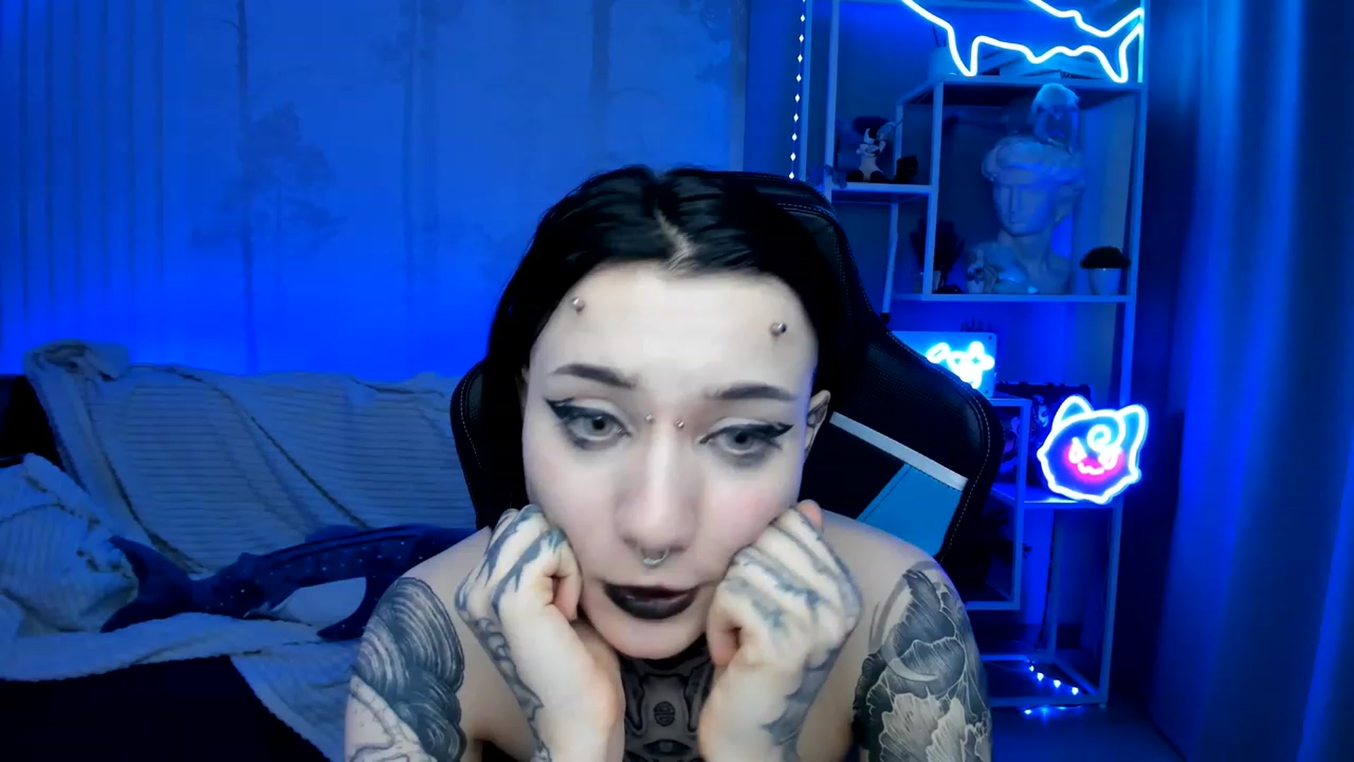 Gallery image thumbnail from Nikki_Carter's myfreecams stream on, 01/23/2024, 11:03 image 2 of 20