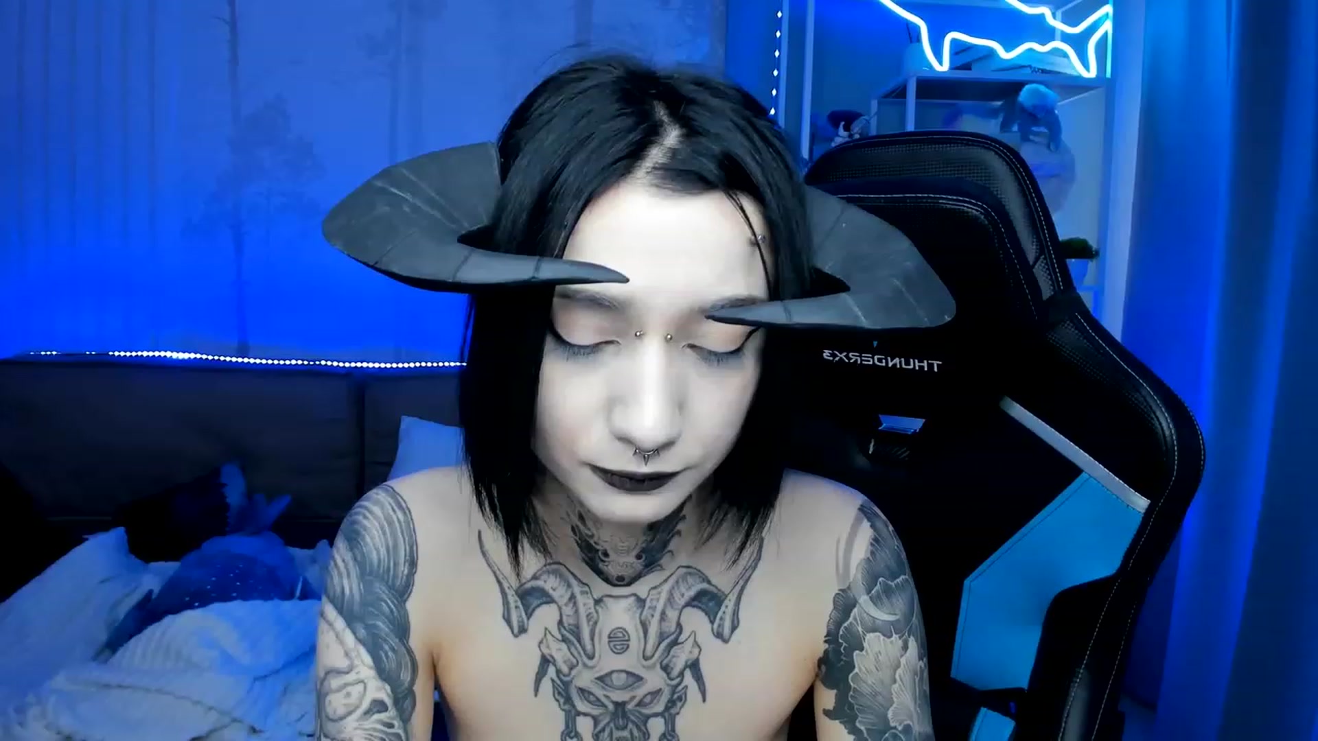 Gallery image thumbnail from Nikki_Carter's myfreecams stream on, 01/28/2024, 10:18 image 5 of 20