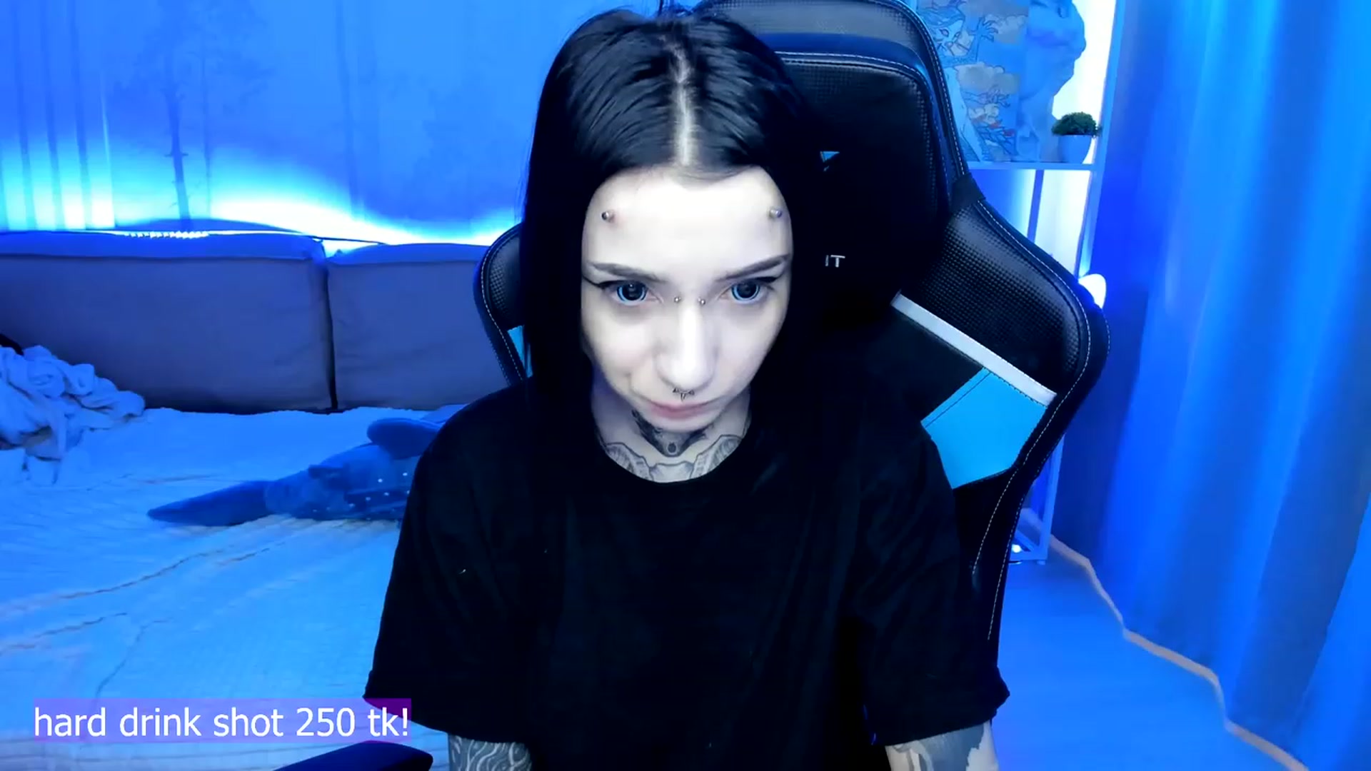 Gallery image thumbnail from Nikki_Carter's myfreecams stream on, 02/07/2024, 11:43 image 14 of 20