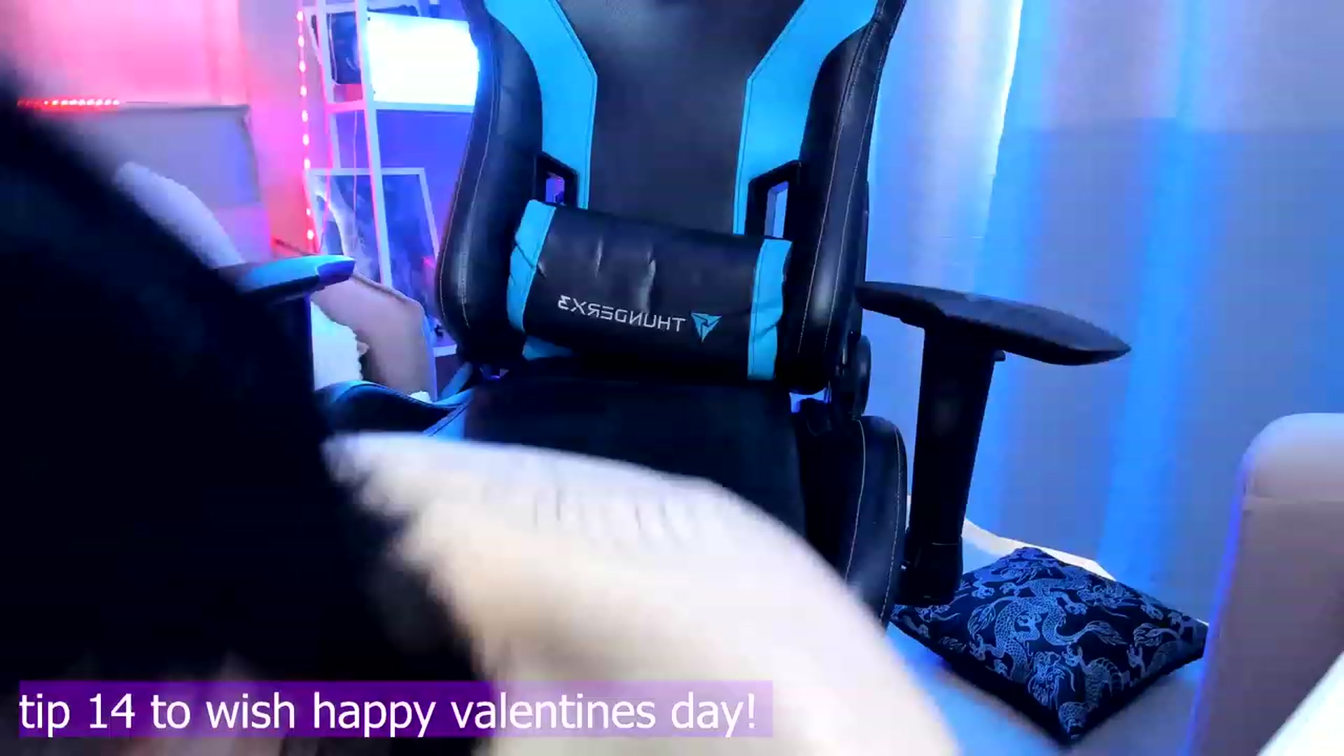Gallery image thumbnail from Nikki_Carter's myfreecams stream on, 02/13/2024, 11:26 image 16 of 20