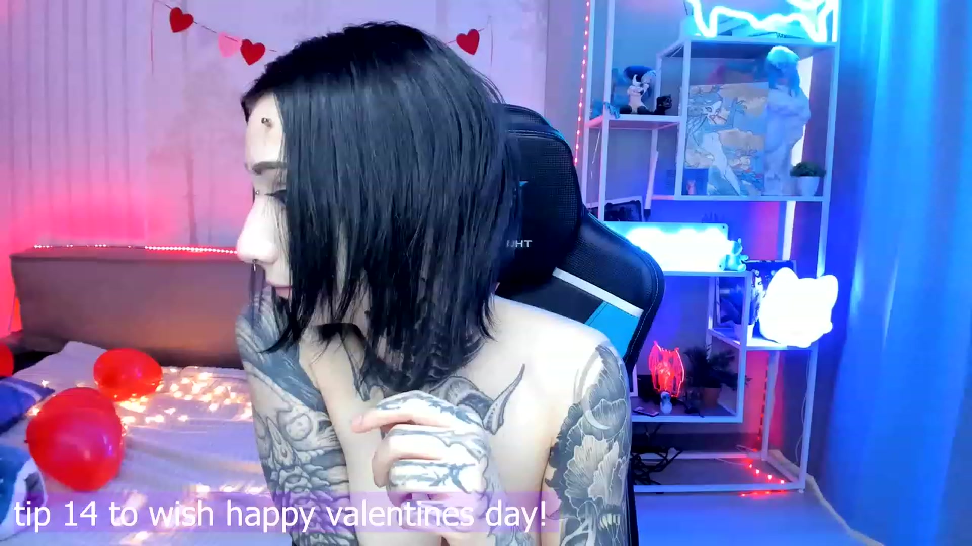 Gallery image thumbnail from Nikki_Carter's myfreecams stream on, 02/13/2024, 12:46 image 13 of 20