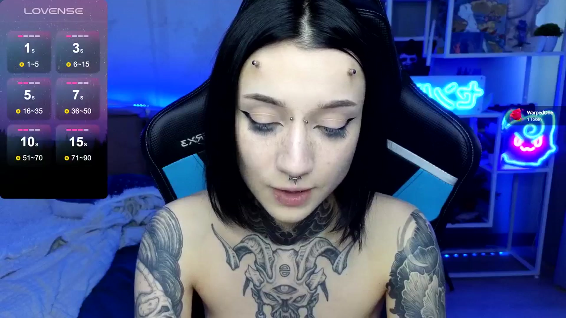 Gallery image thumbnail from Nikki_Carter's myfreecams stream on, 03/12/2024, 08:44 image 14 of 20