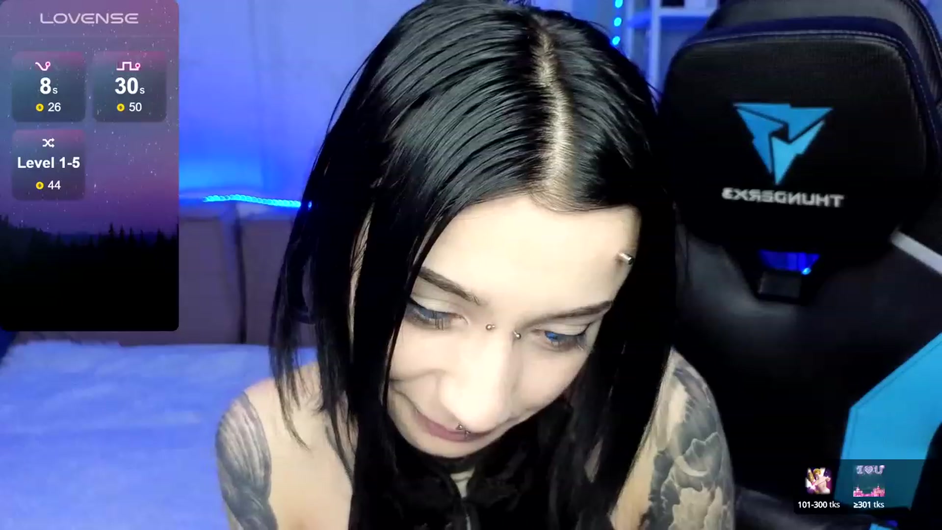 Gallery image thumbnail from Nikki_Carter's myfreecams stream on, 03/16/2024, 12:04 image 15 of 20