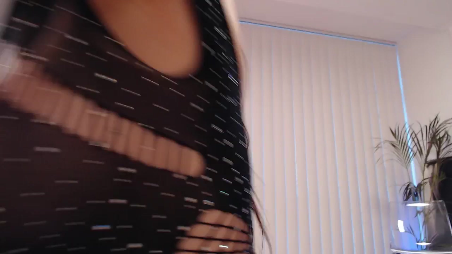 Gallery image thumbnail from Nikki_Crystal's myfreecams stream on, 04/11/2025, 16:55 image 18 of 20