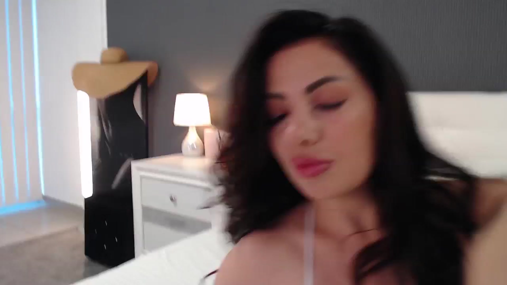 Gallery image thumbnail from Nikki_Crystal's myfreecams stream on, 06/19/2025, 19:40 image 5 of 20