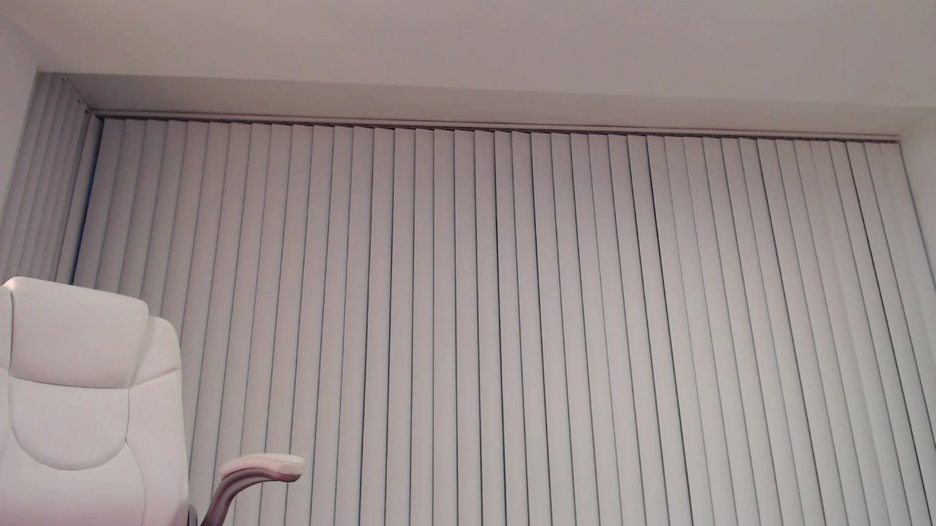 Gallery image thumbnail from Nikki_Crystal's myfreecams stream on, 07/23/2025, 18:57 image 12 of 20
