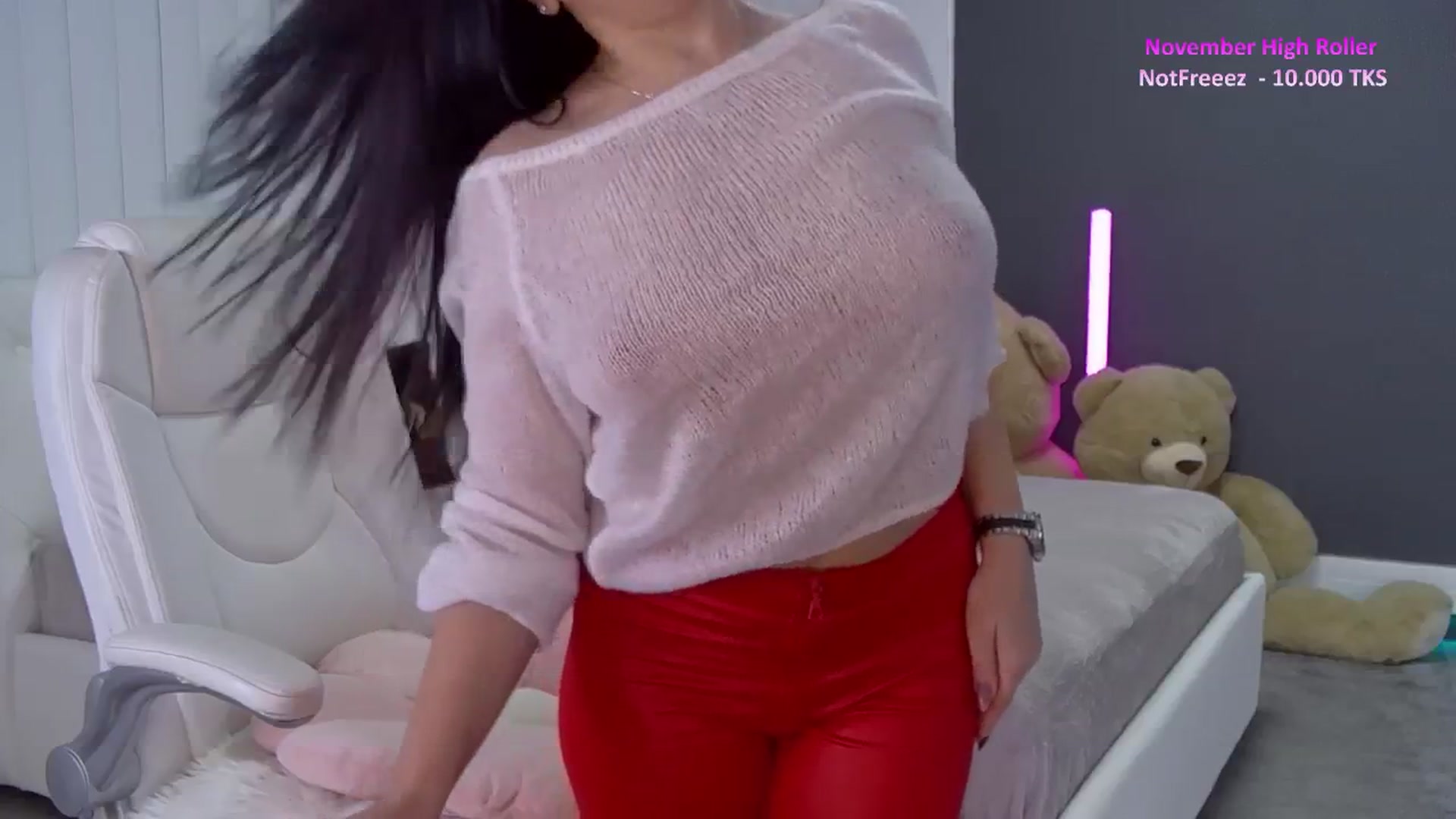 Gallery image thumbnail from Nikki_Crystal's myfreecams stream on, 11/25/2025, 09:11 image 9 of 20